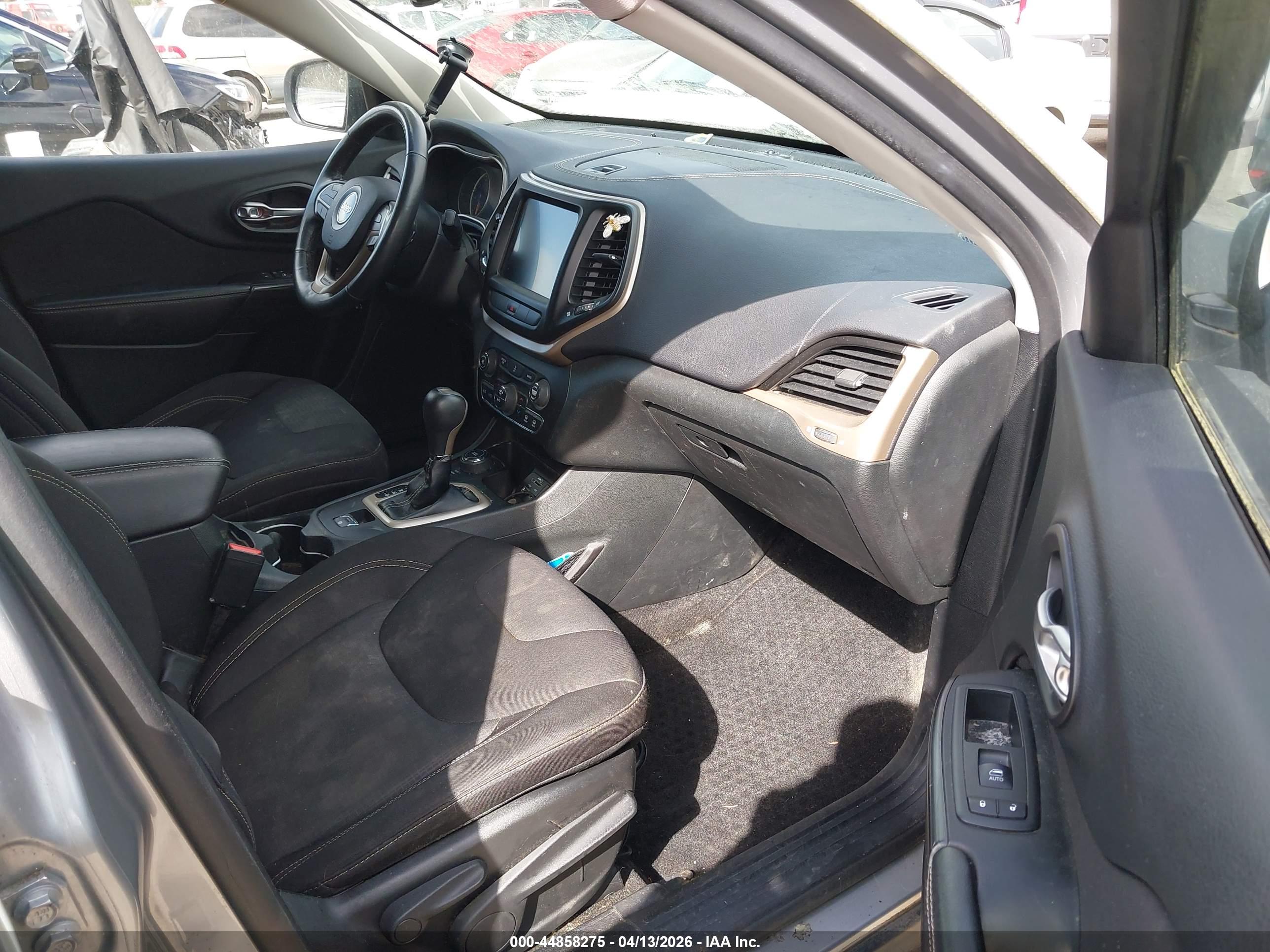 JEEP CHEROKEE image 5