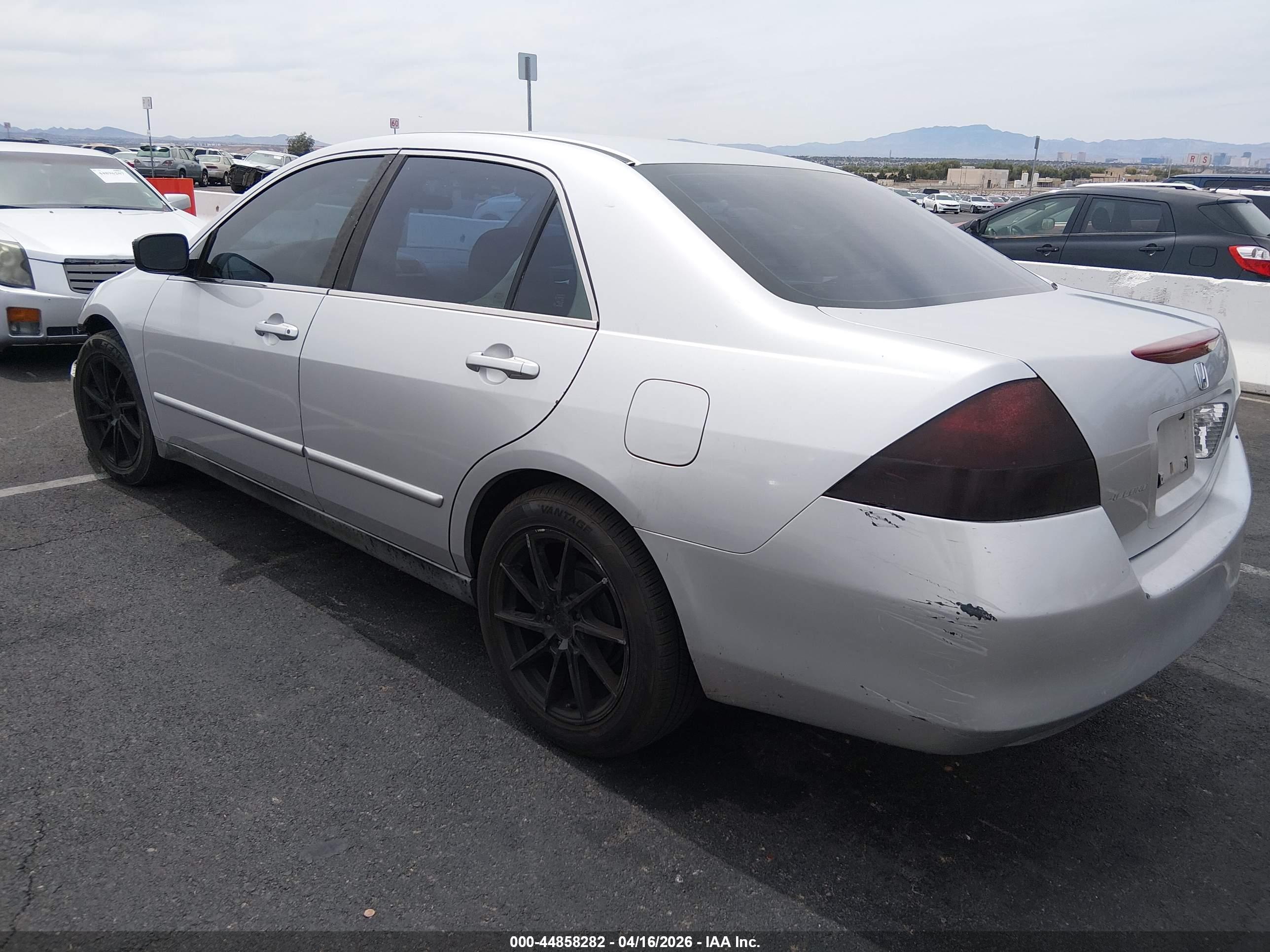HONDA ACCORD image 3
