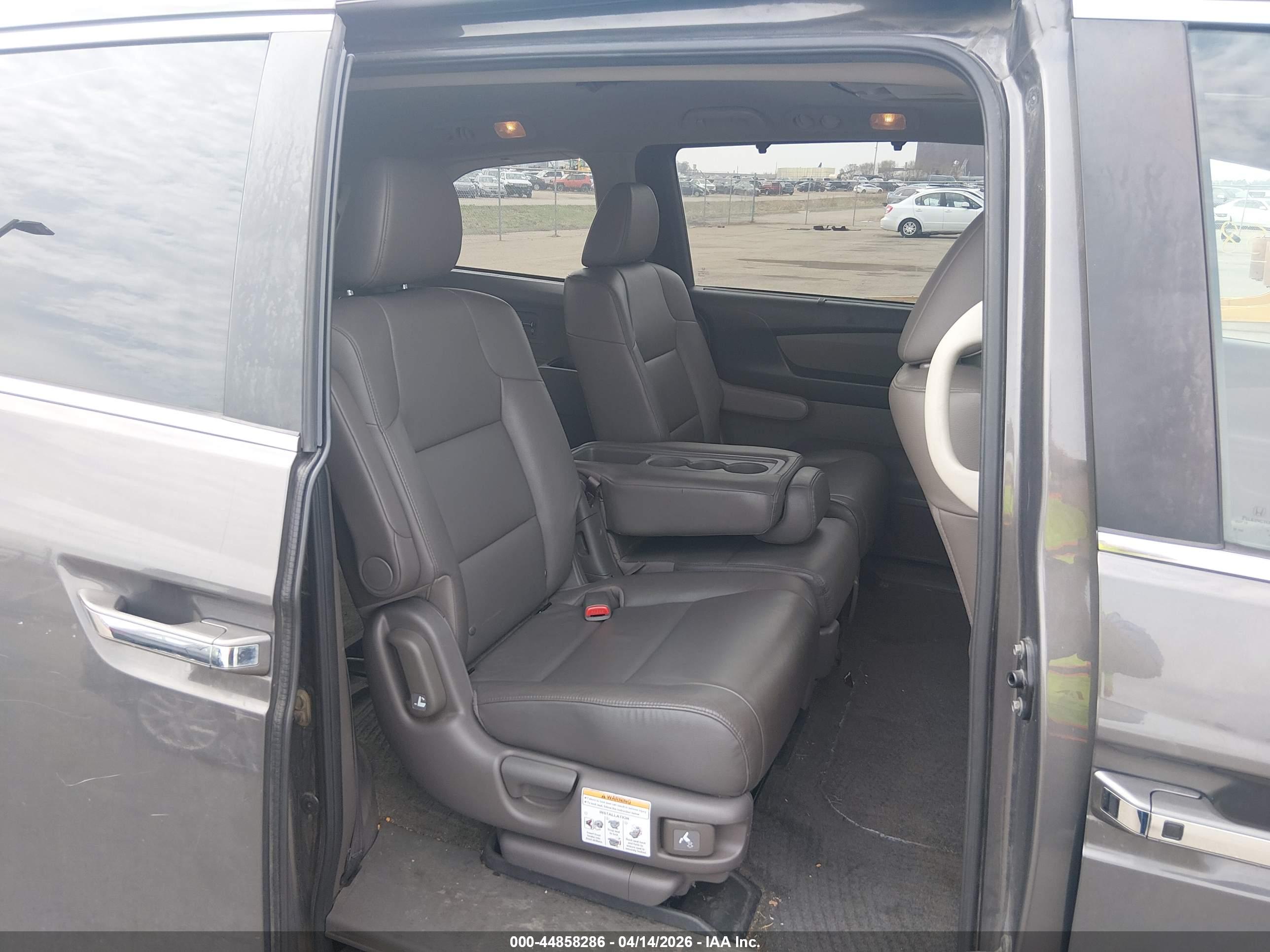 HONDA ODYSSEY image 8