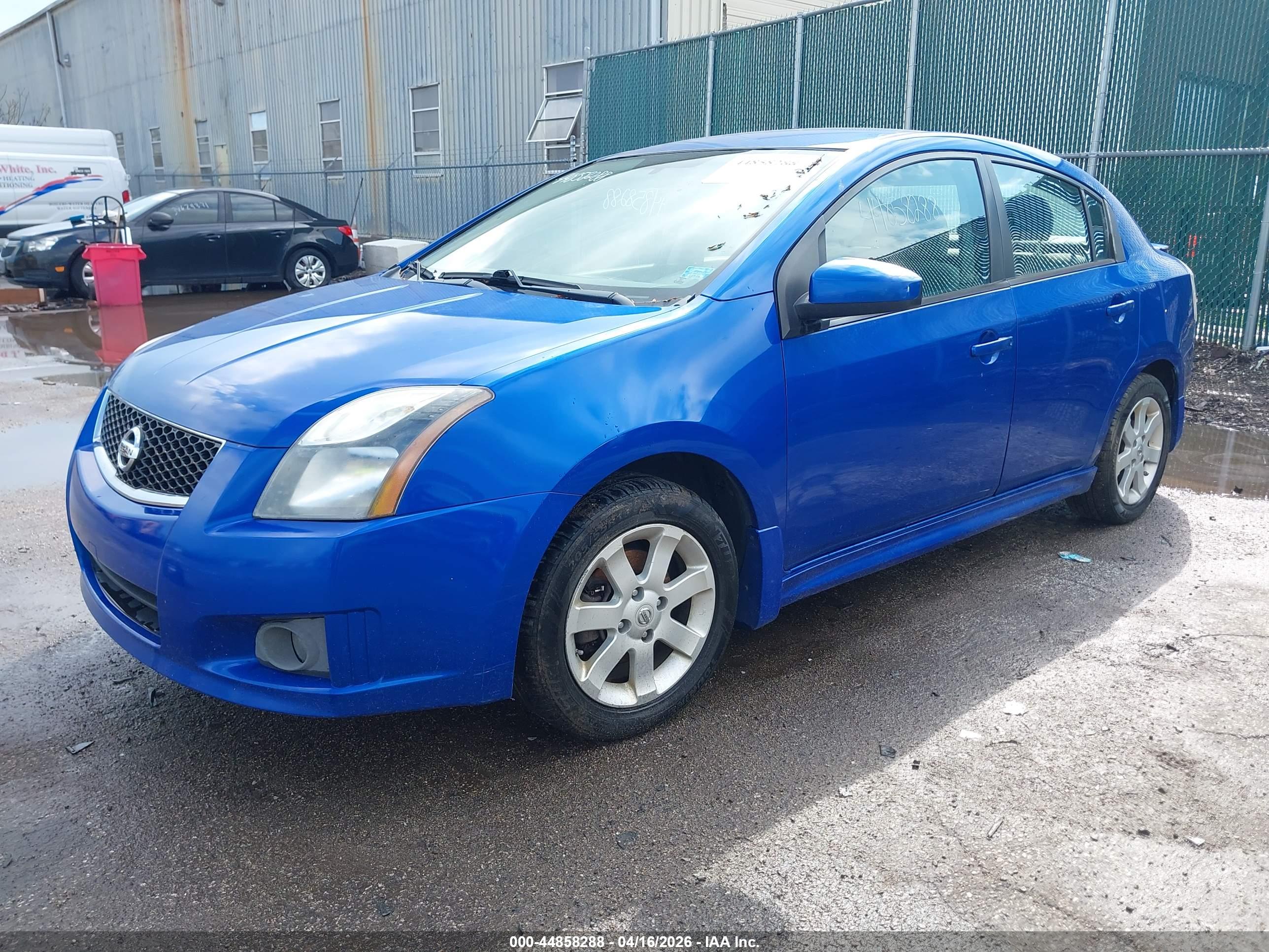 NISSAN SENTRA image 2