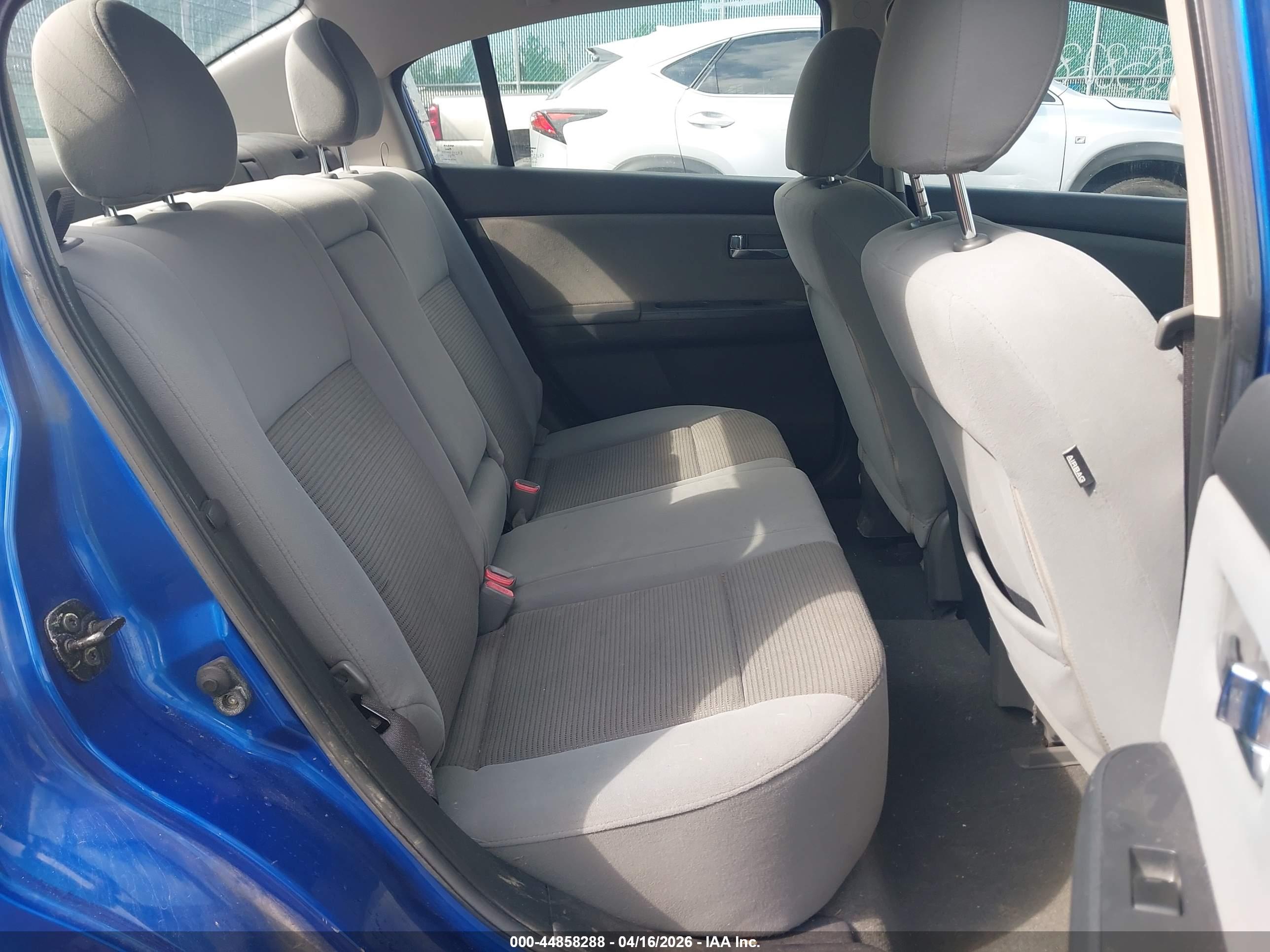 NISSAN SENTRA image 8