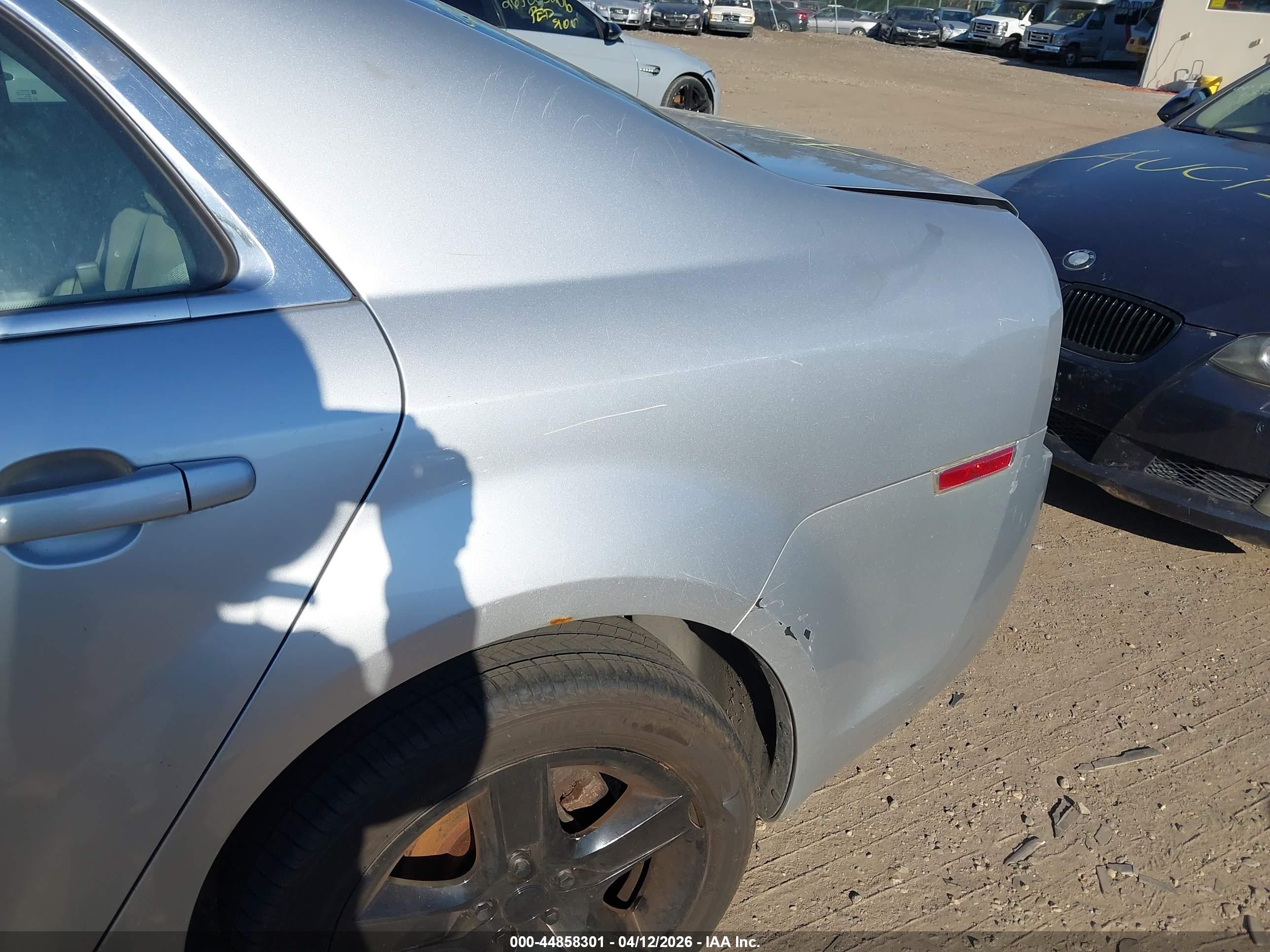 CHEVROLET MALIBU image 6