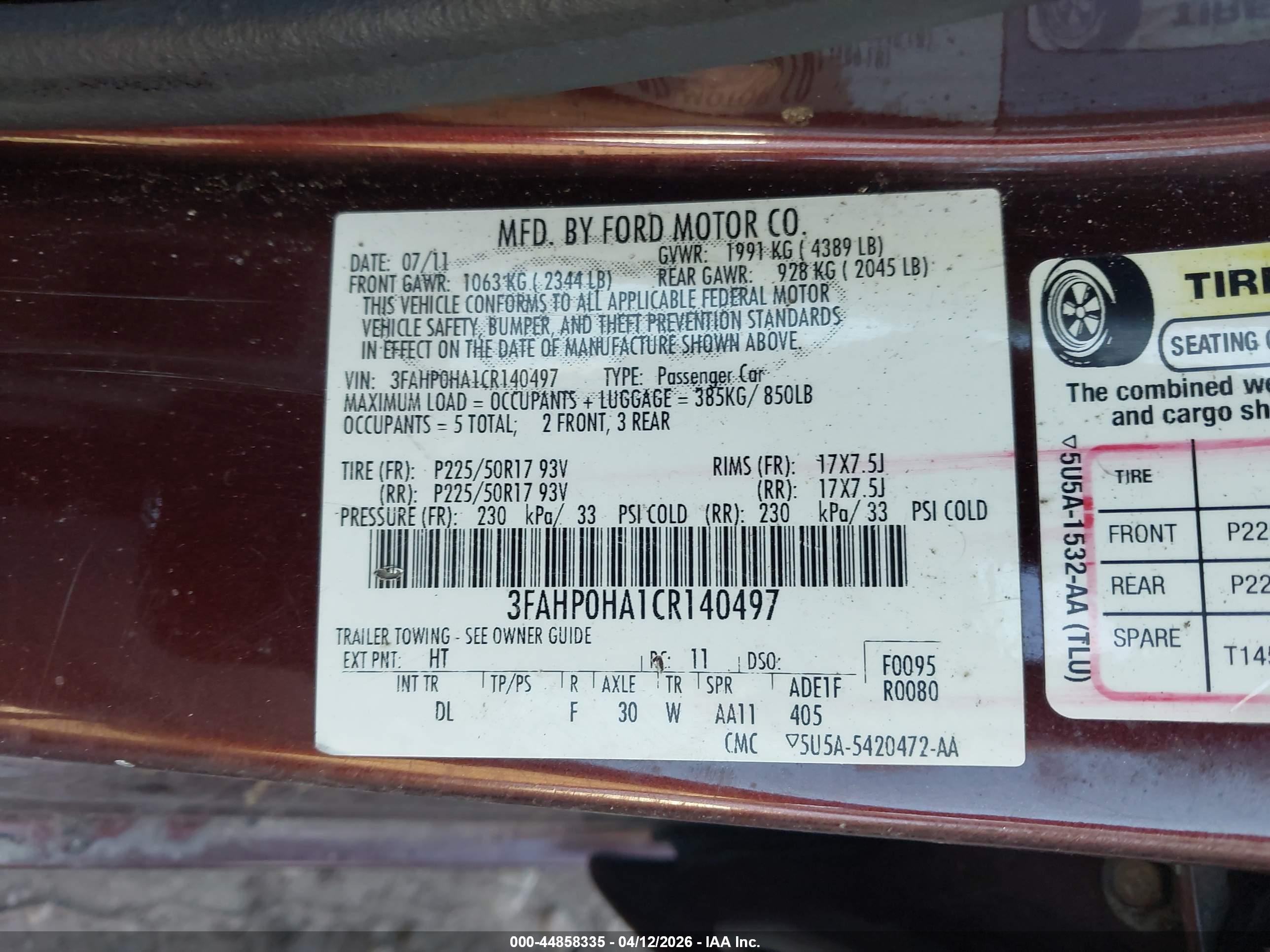 FORD FUSION image 9