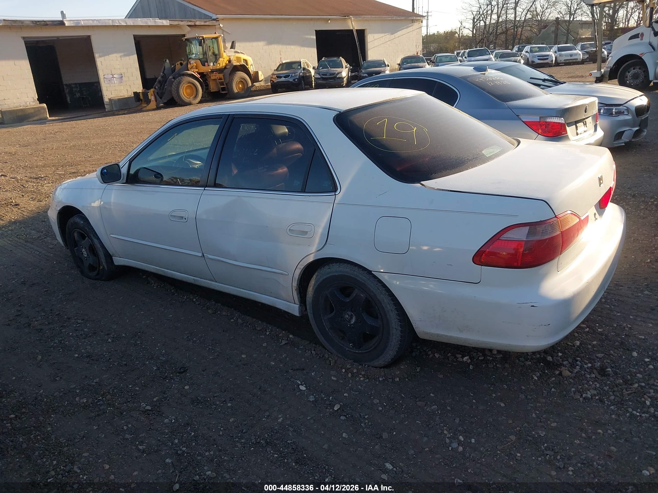 HONDA ACCORD image 3