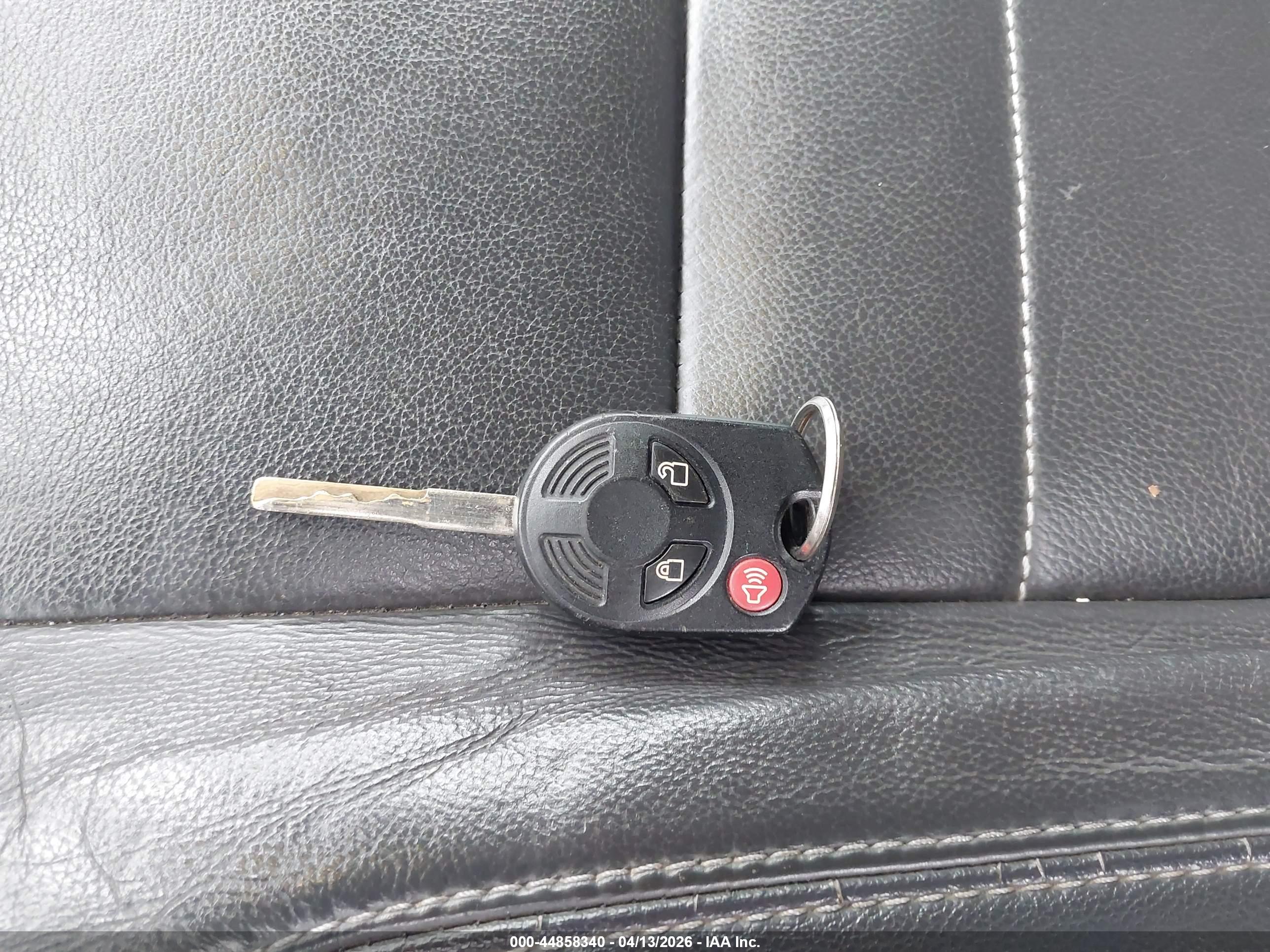 FORD ESCAPE image 11