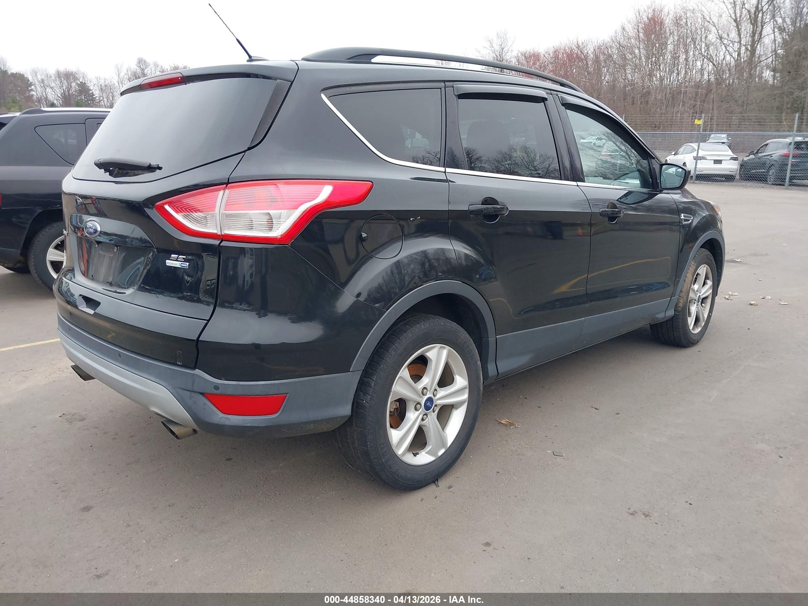FORD ESCAPE image 4