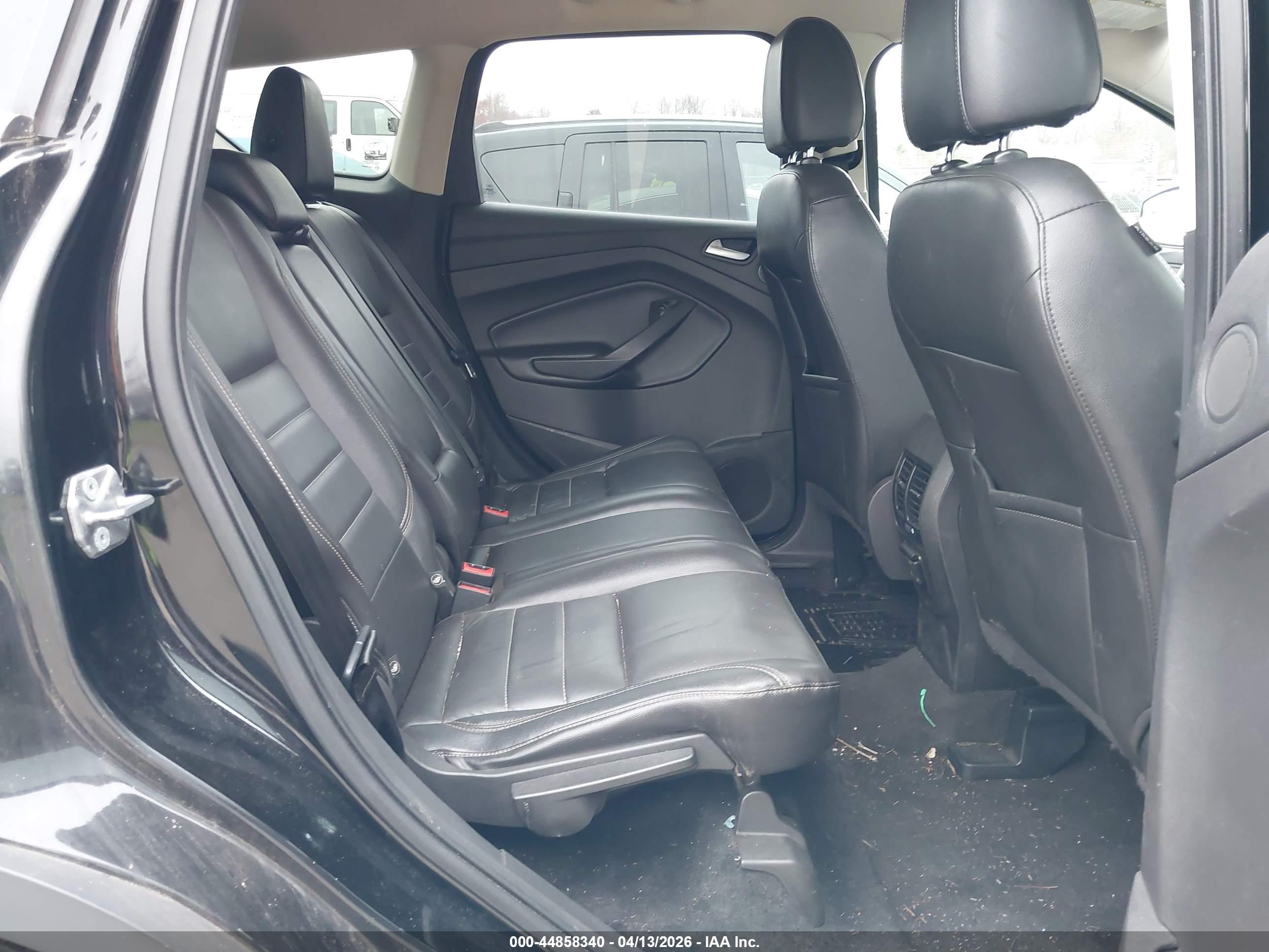 FORD ESCAPE image 8