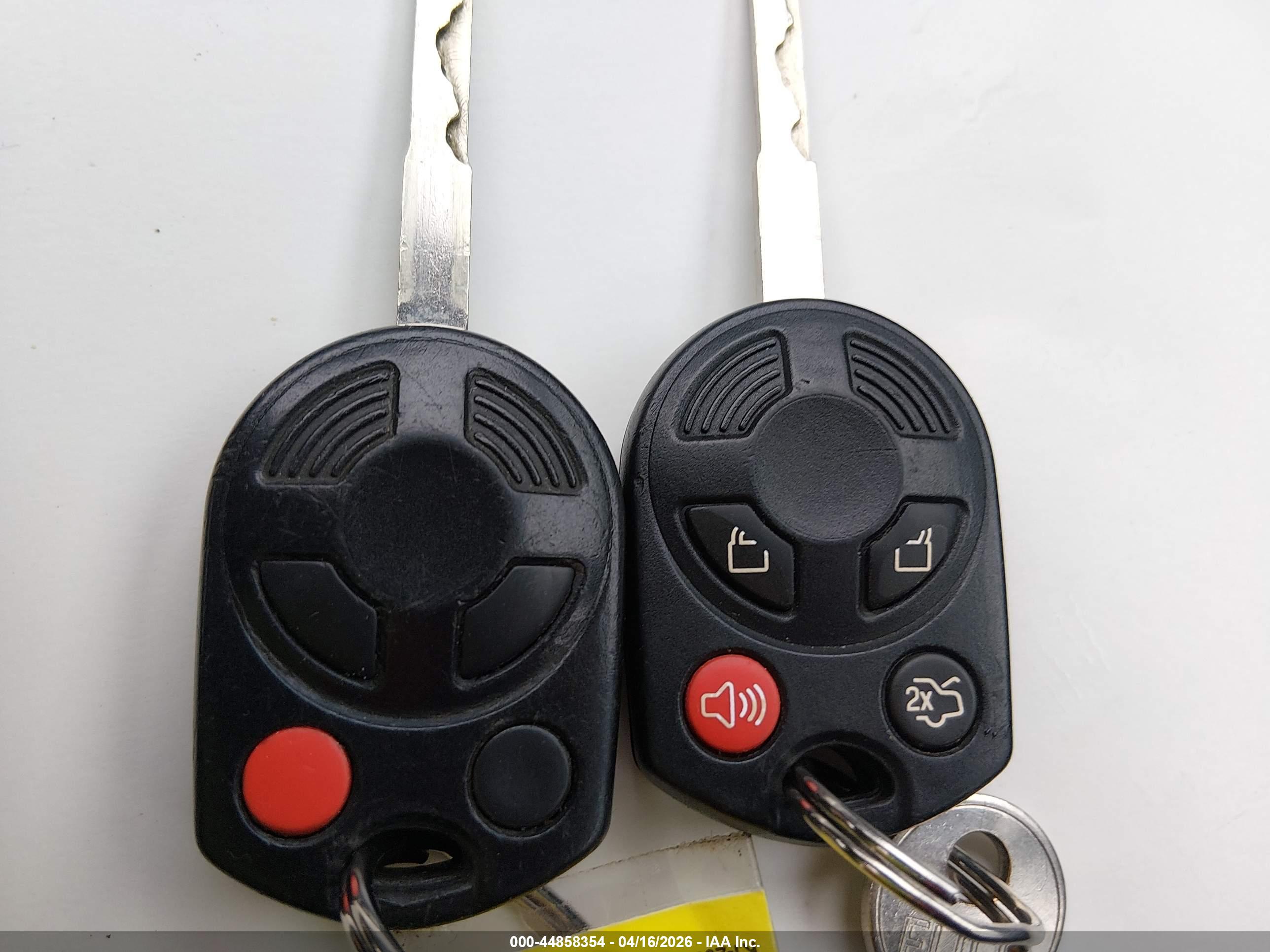 FORD FOCUS image 11