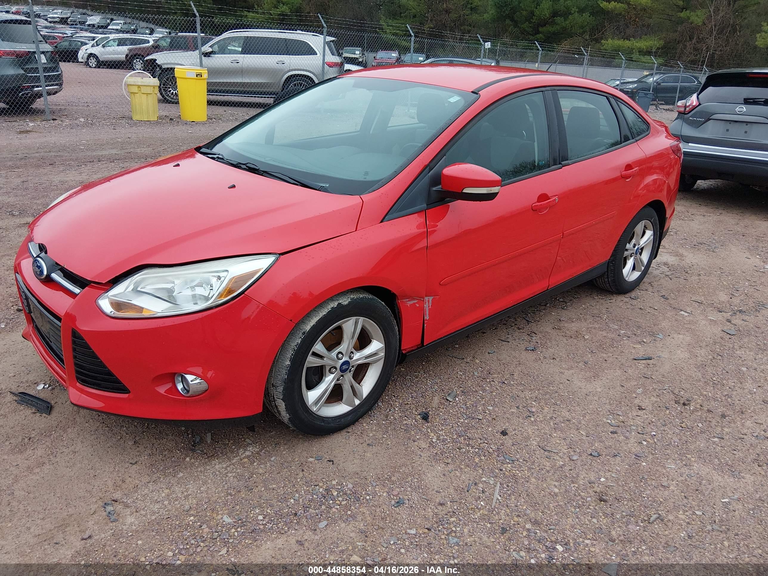 FORD FOCUS image 2