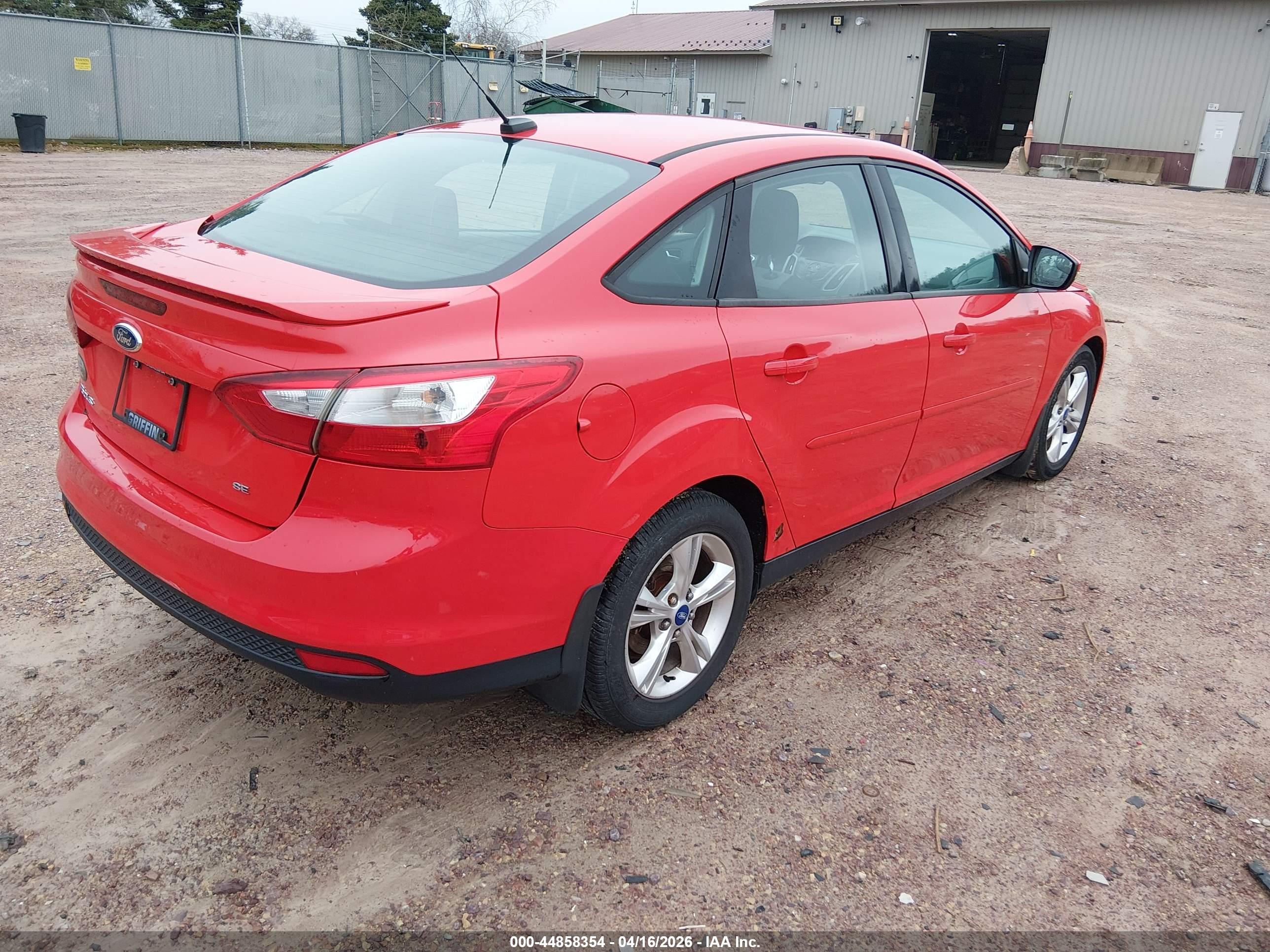 FORD FOCUS image 4
