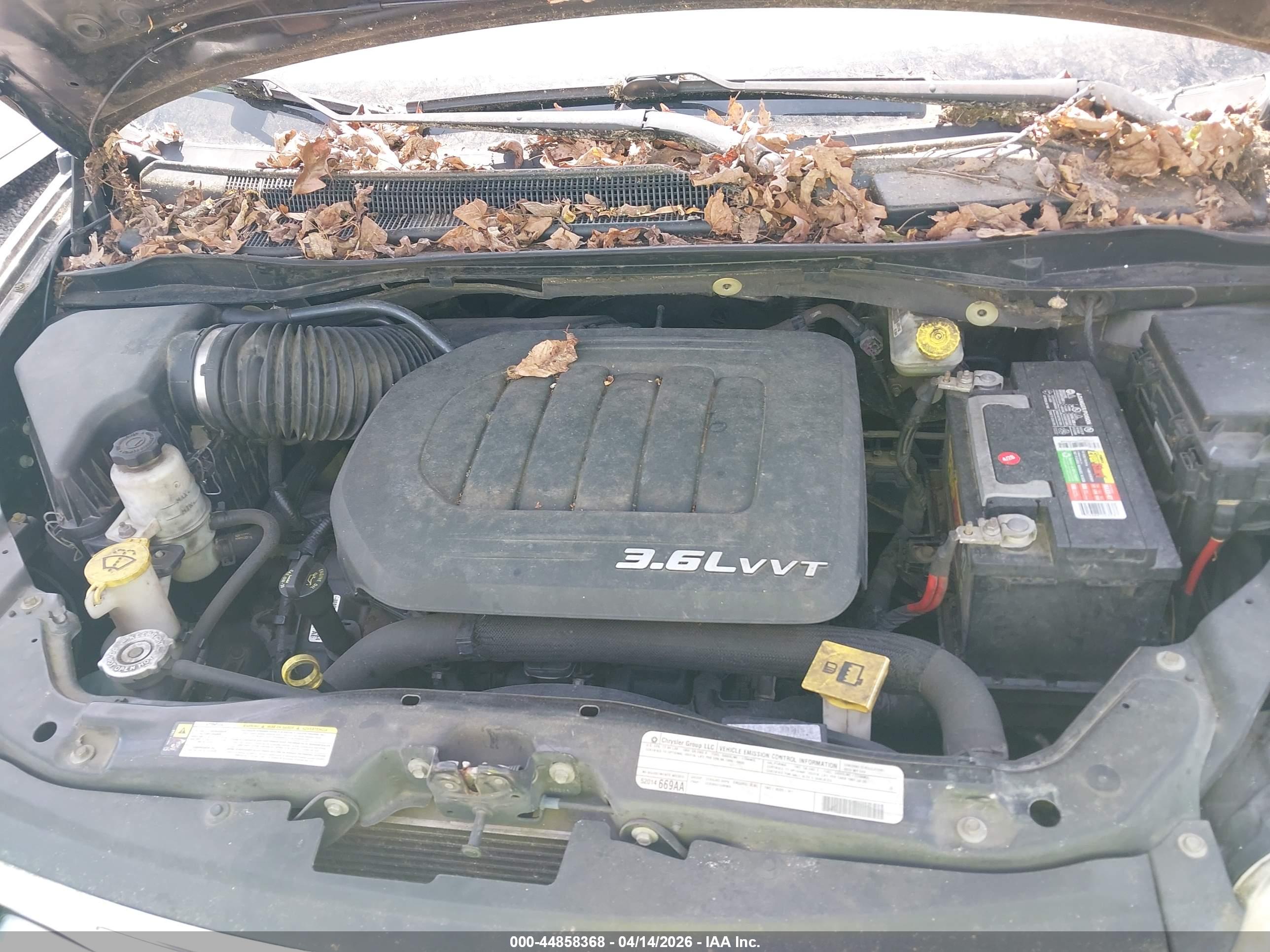 CHRYSLER TOWN image 10