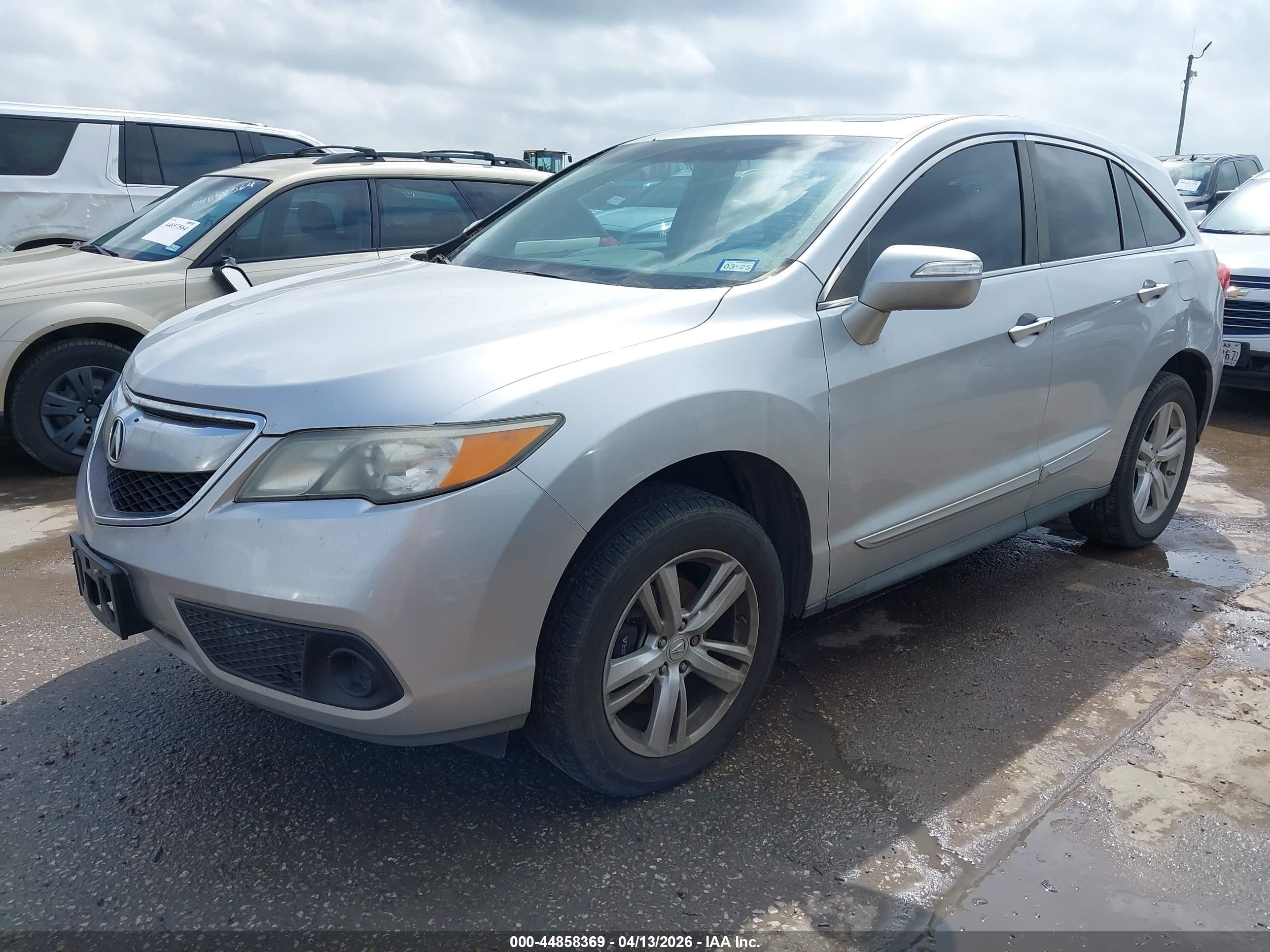 ACURA RDX image 2