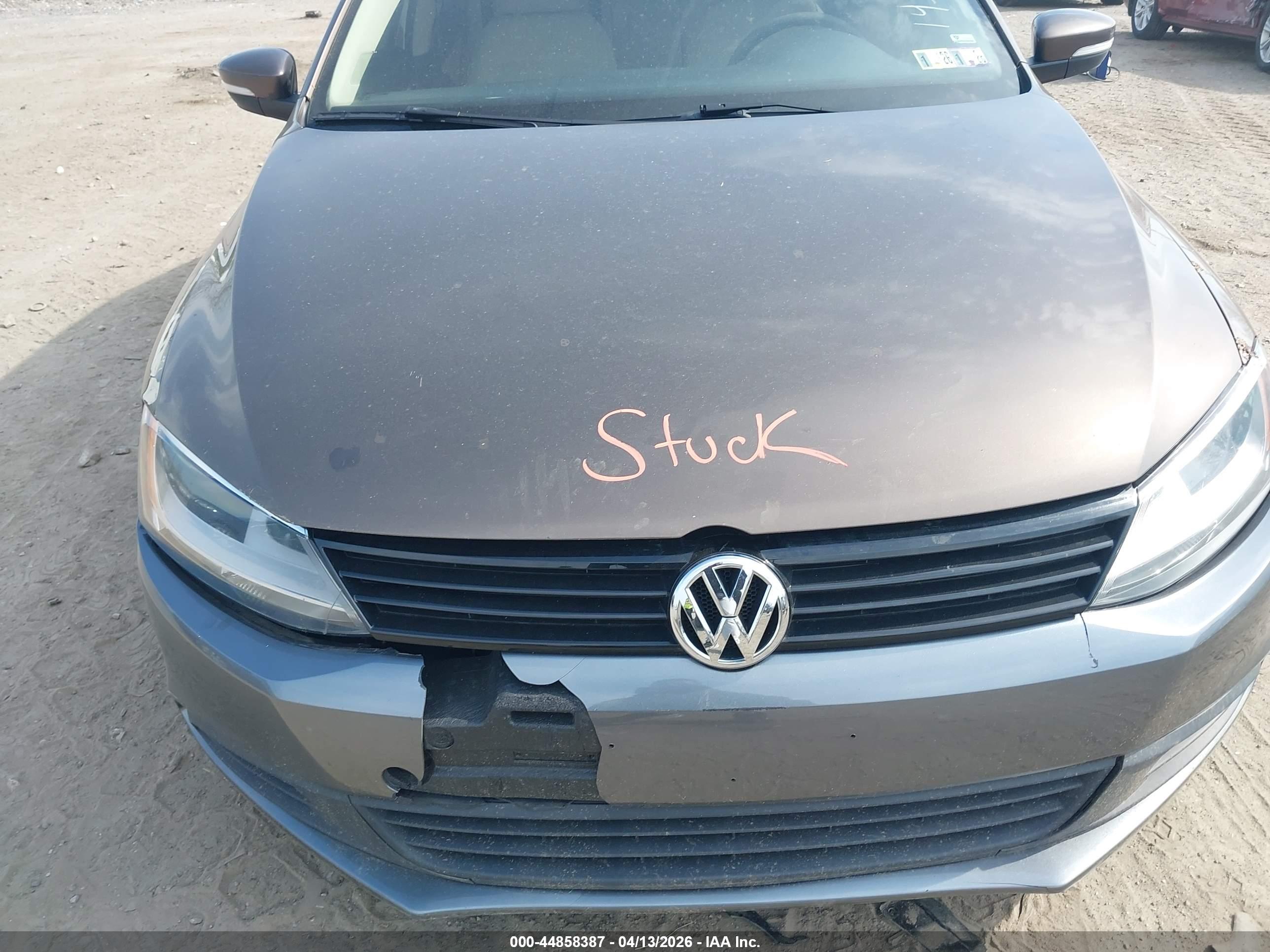 VOLKSWAGEN JETTA image 6