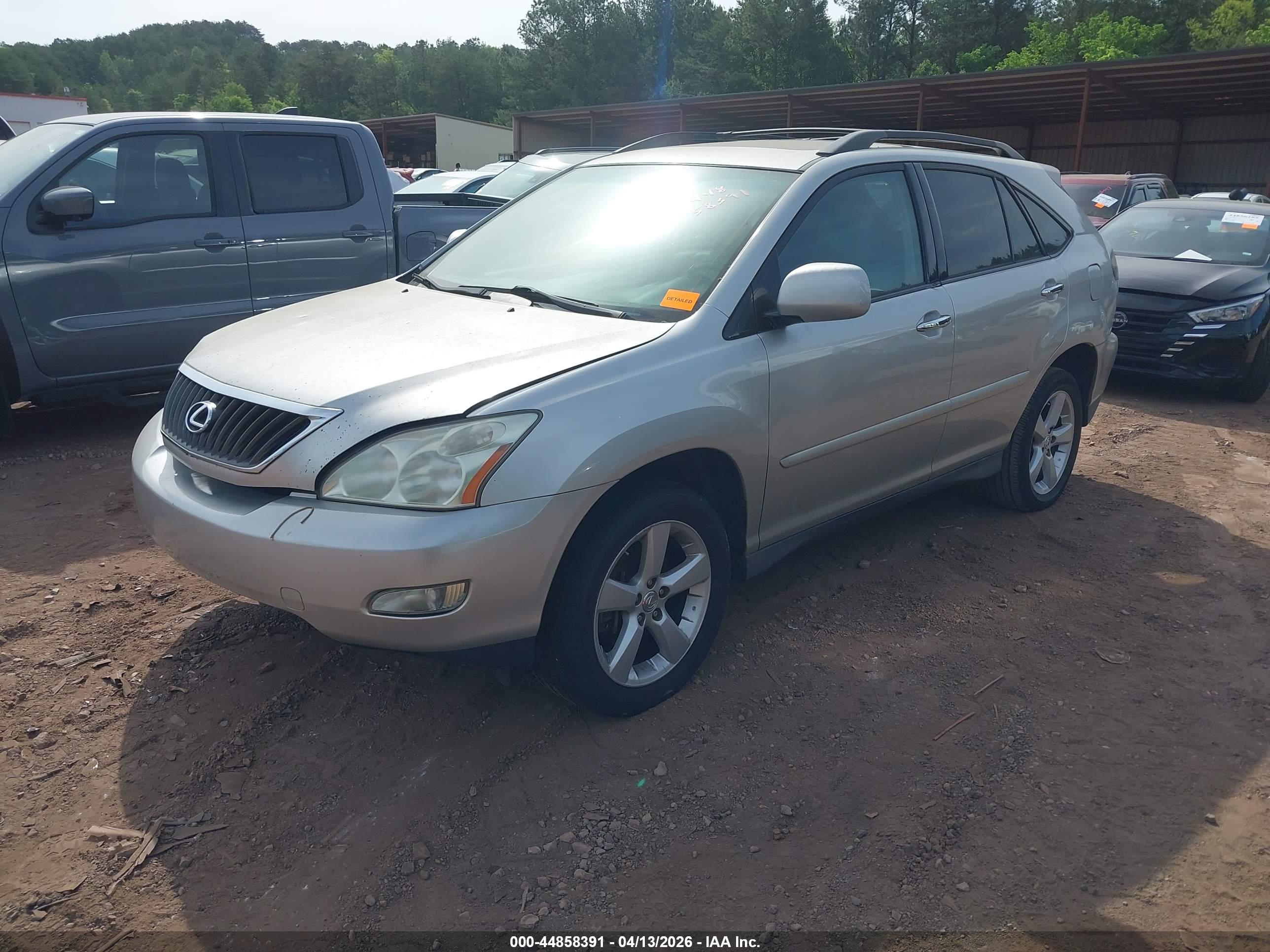 LEXUS RX image 2