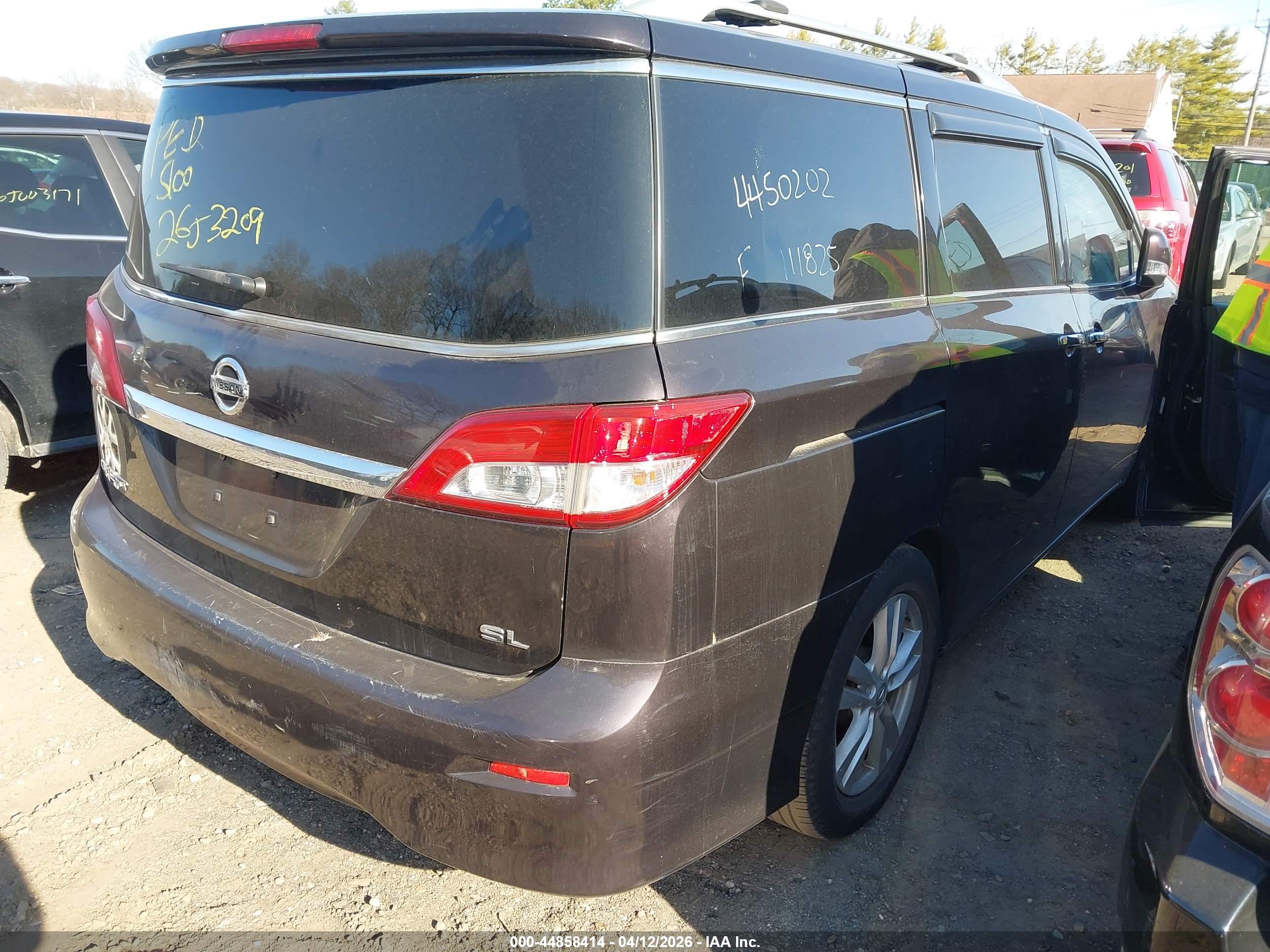 NISSAN QUEST image 4