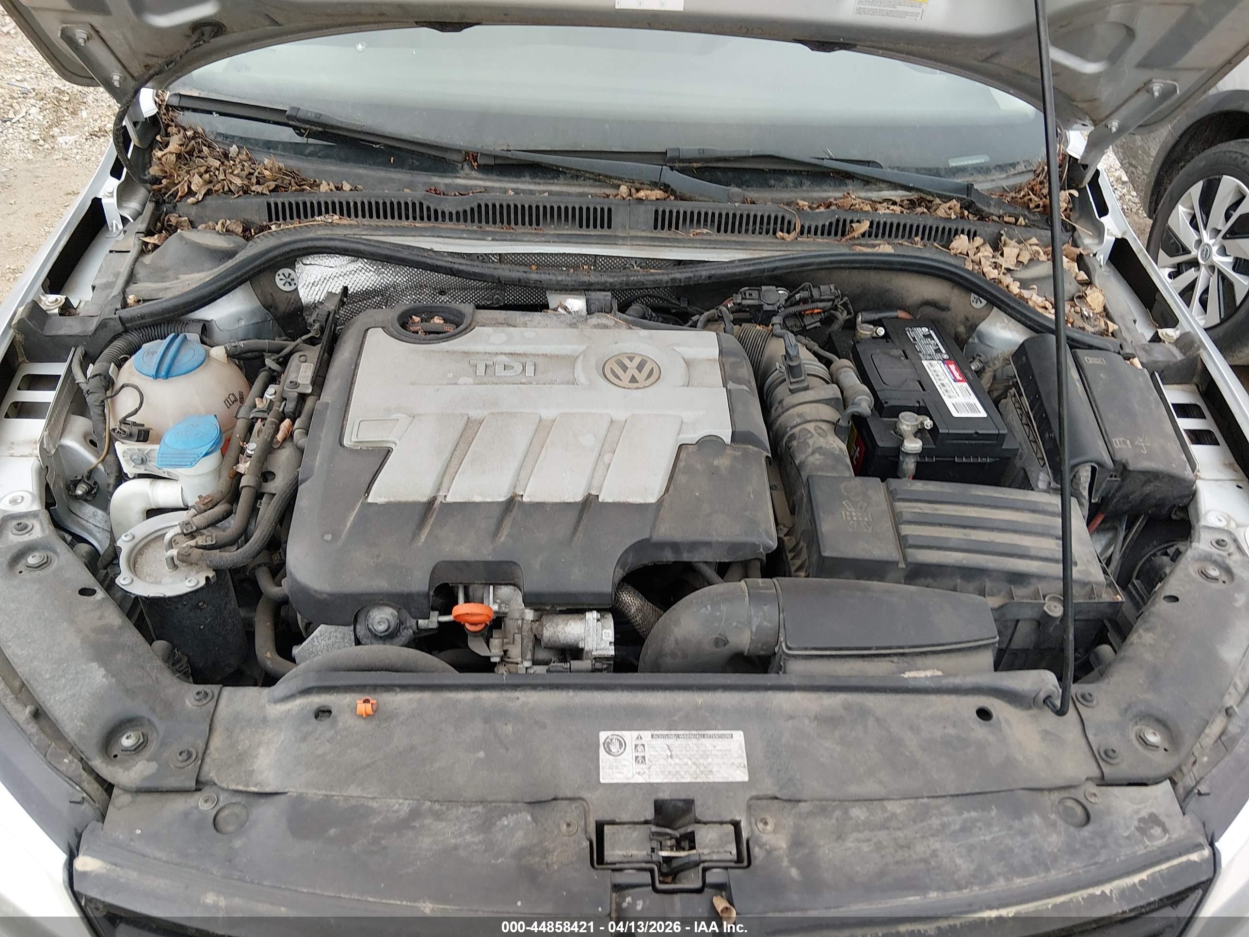 VOLKSWAGEN JETTA image 10