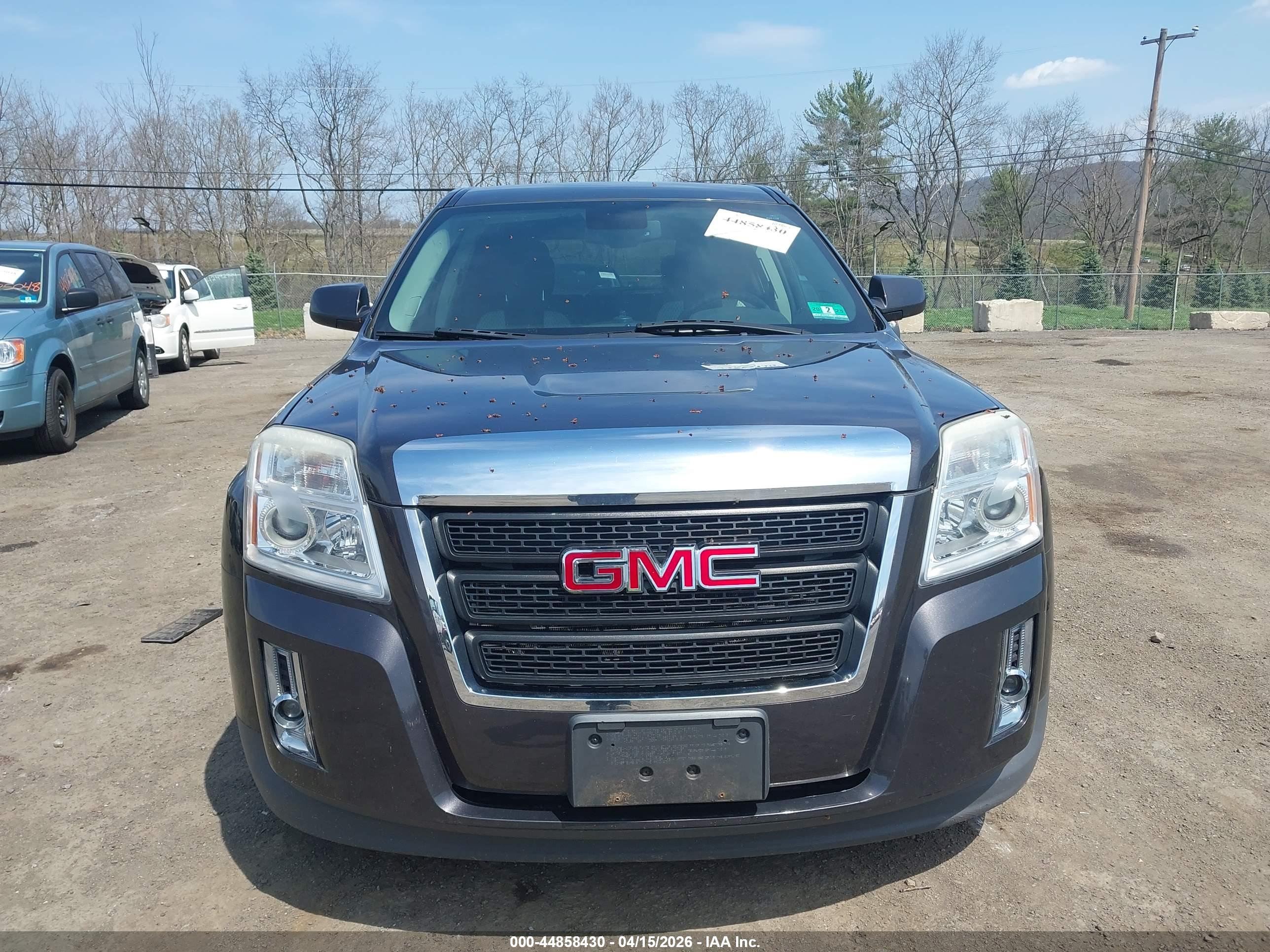GMC TERRAIN image 6
