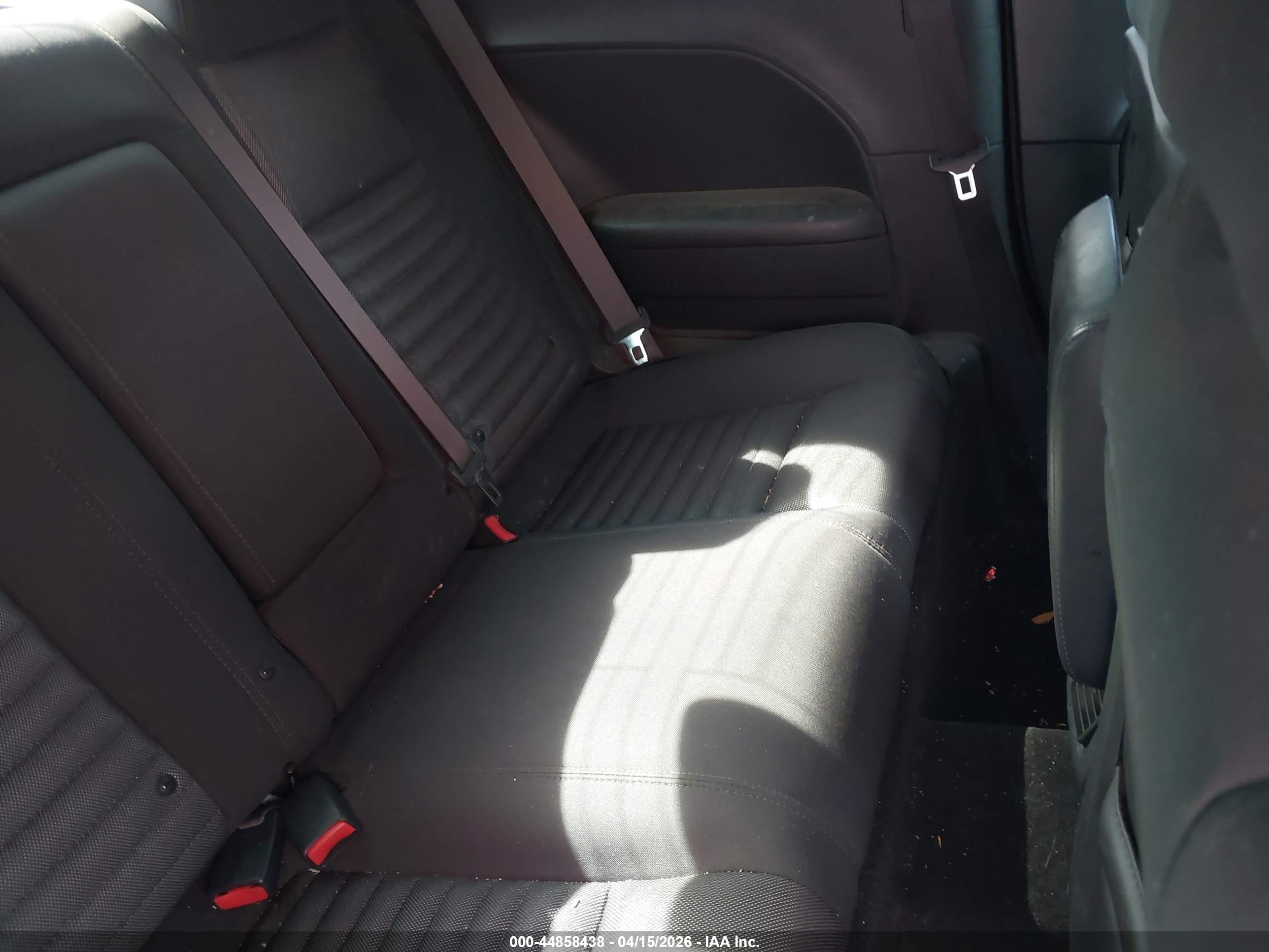 DODGE CHALLENGER image 8