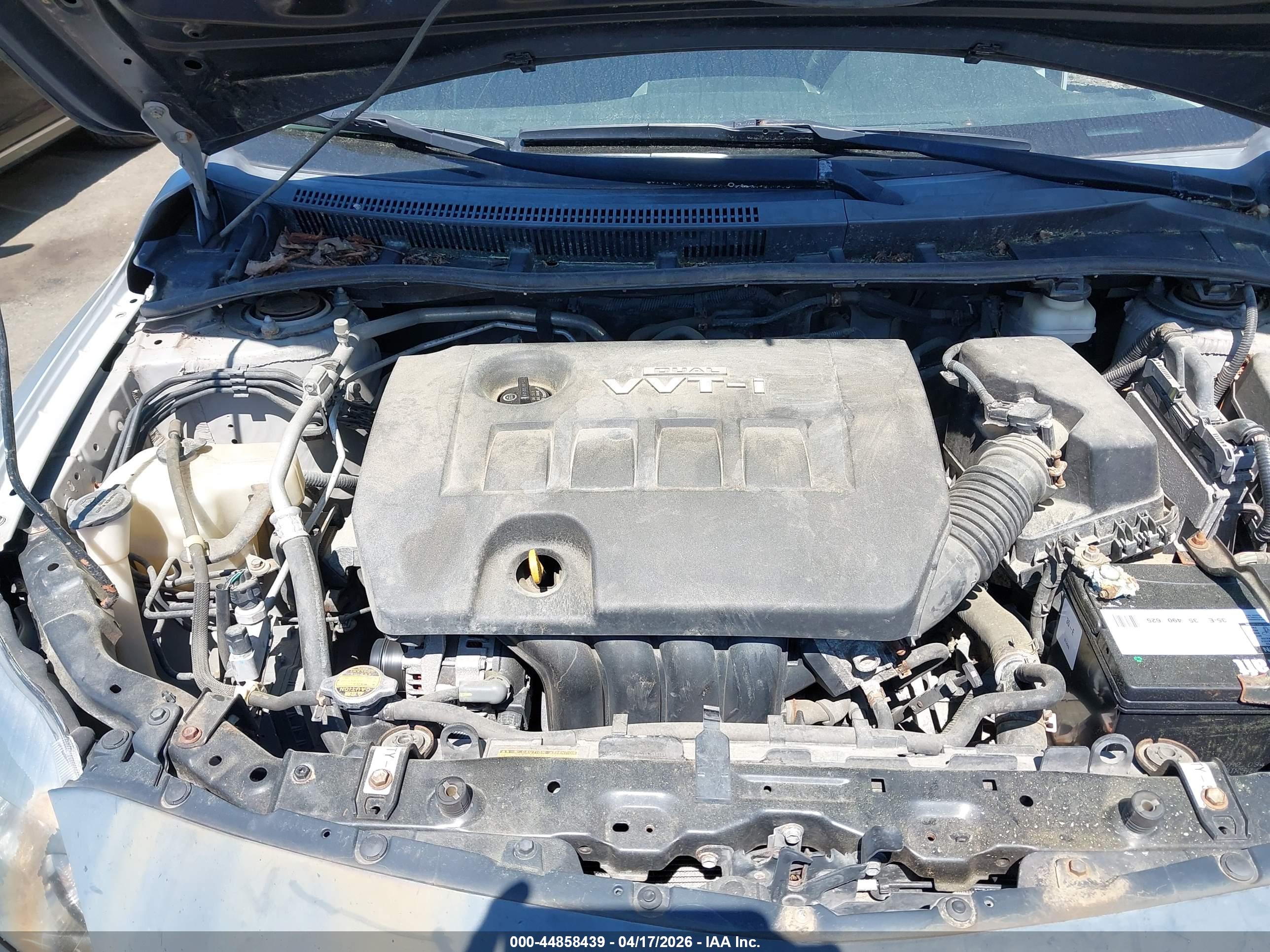 TOYOTA COROLLA image 10