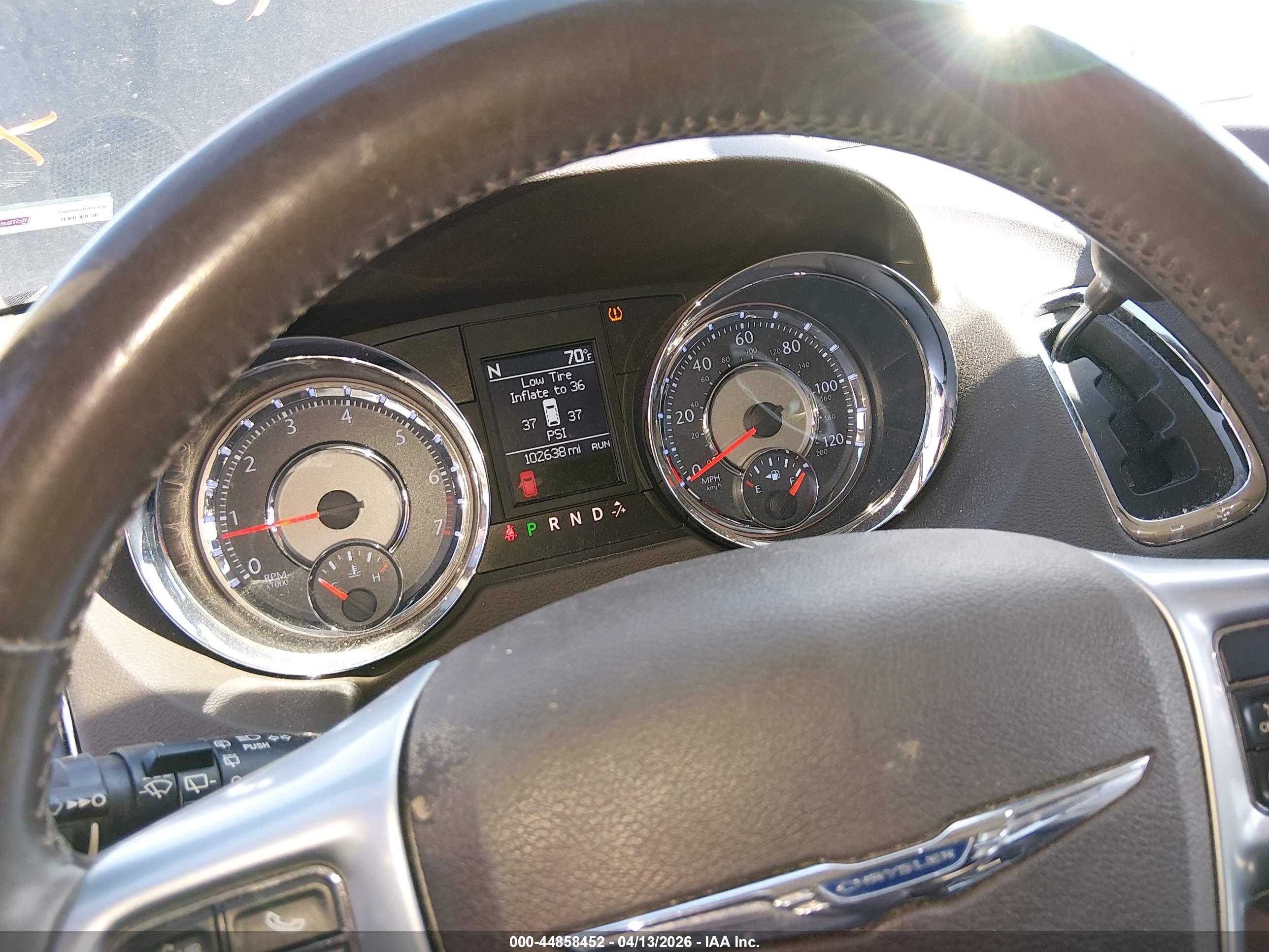 CHRYSLER TOWN image 7