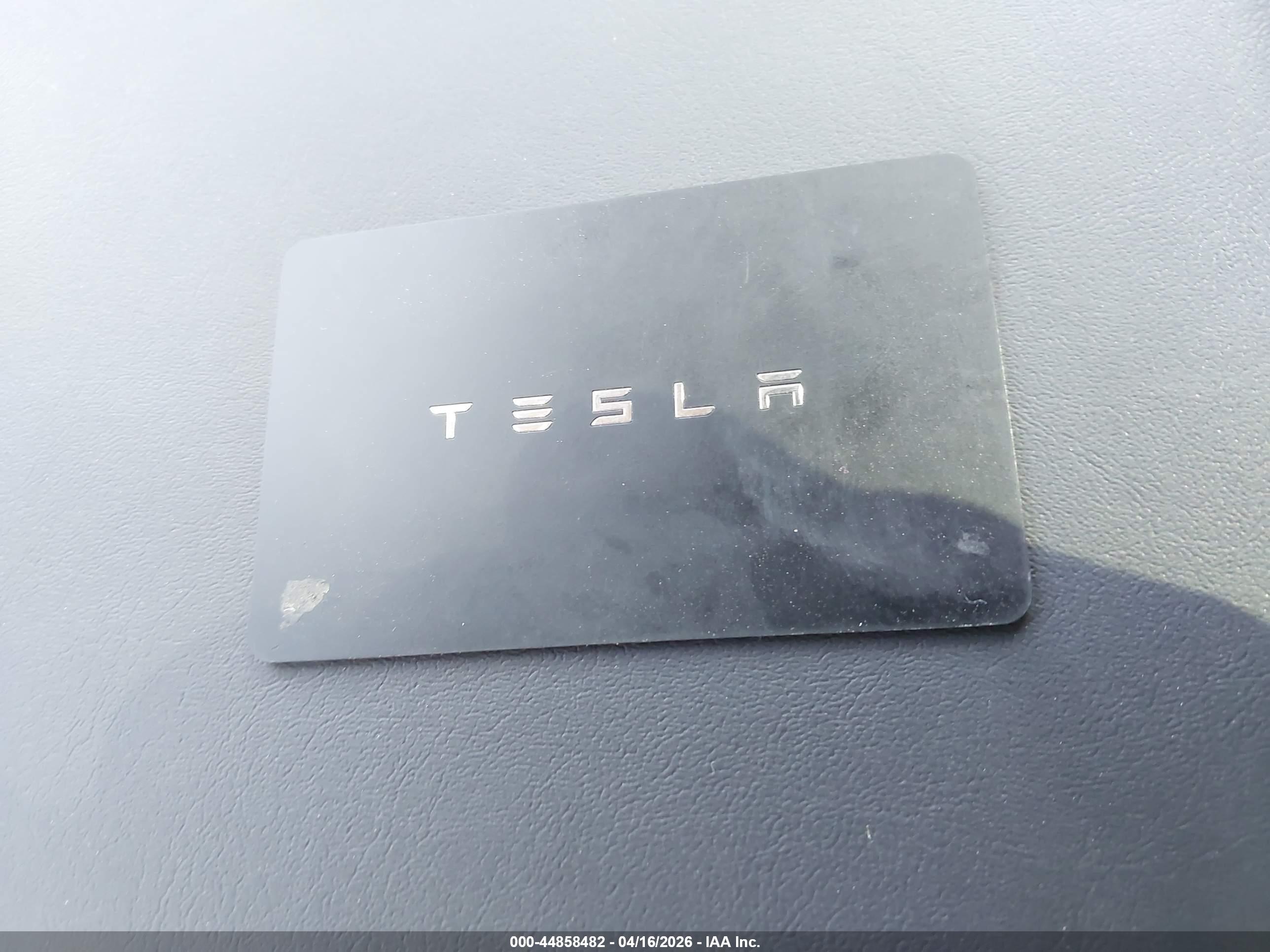 TESLA MODEL image 11