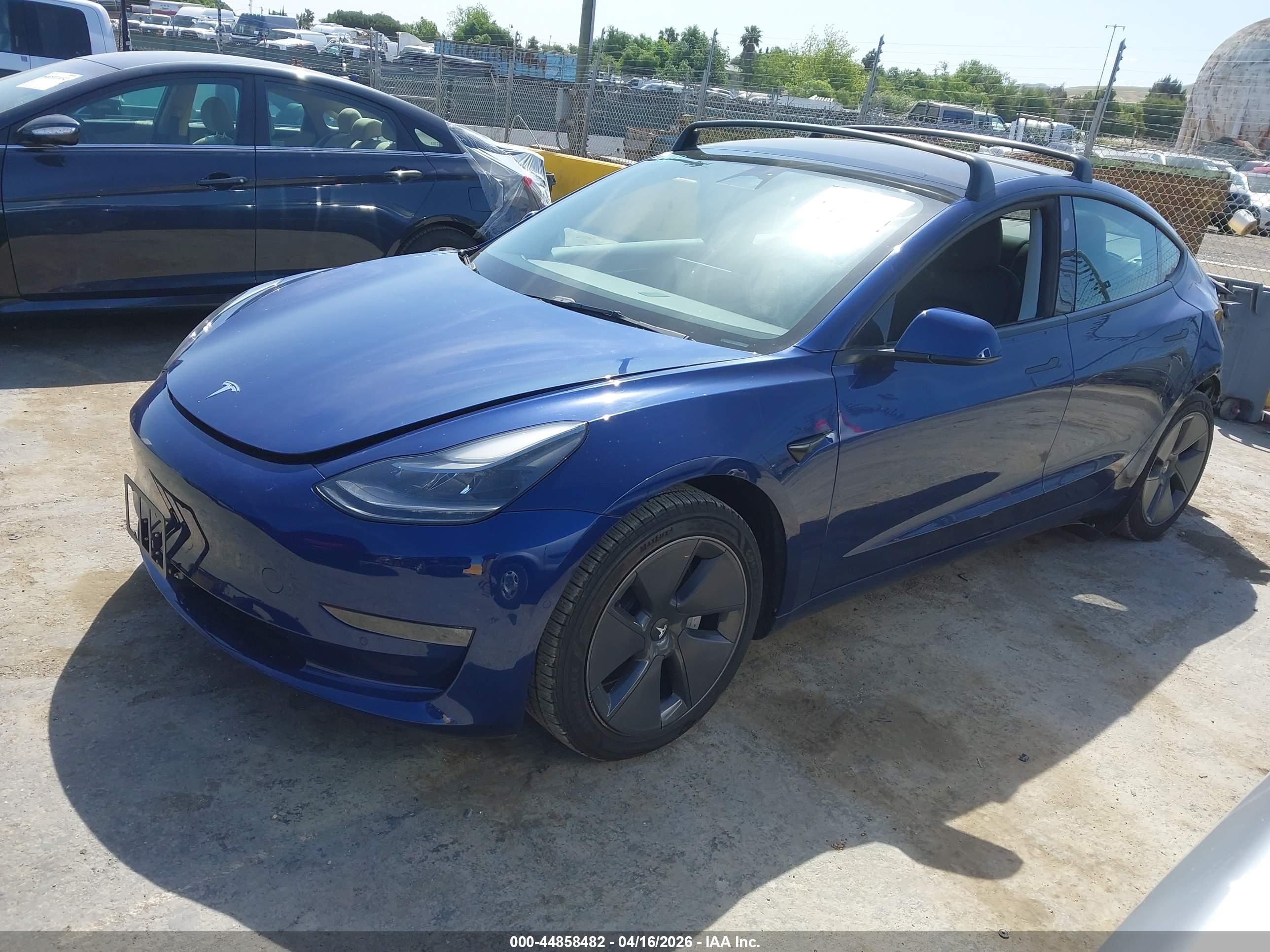 TESLA MODEL image 2