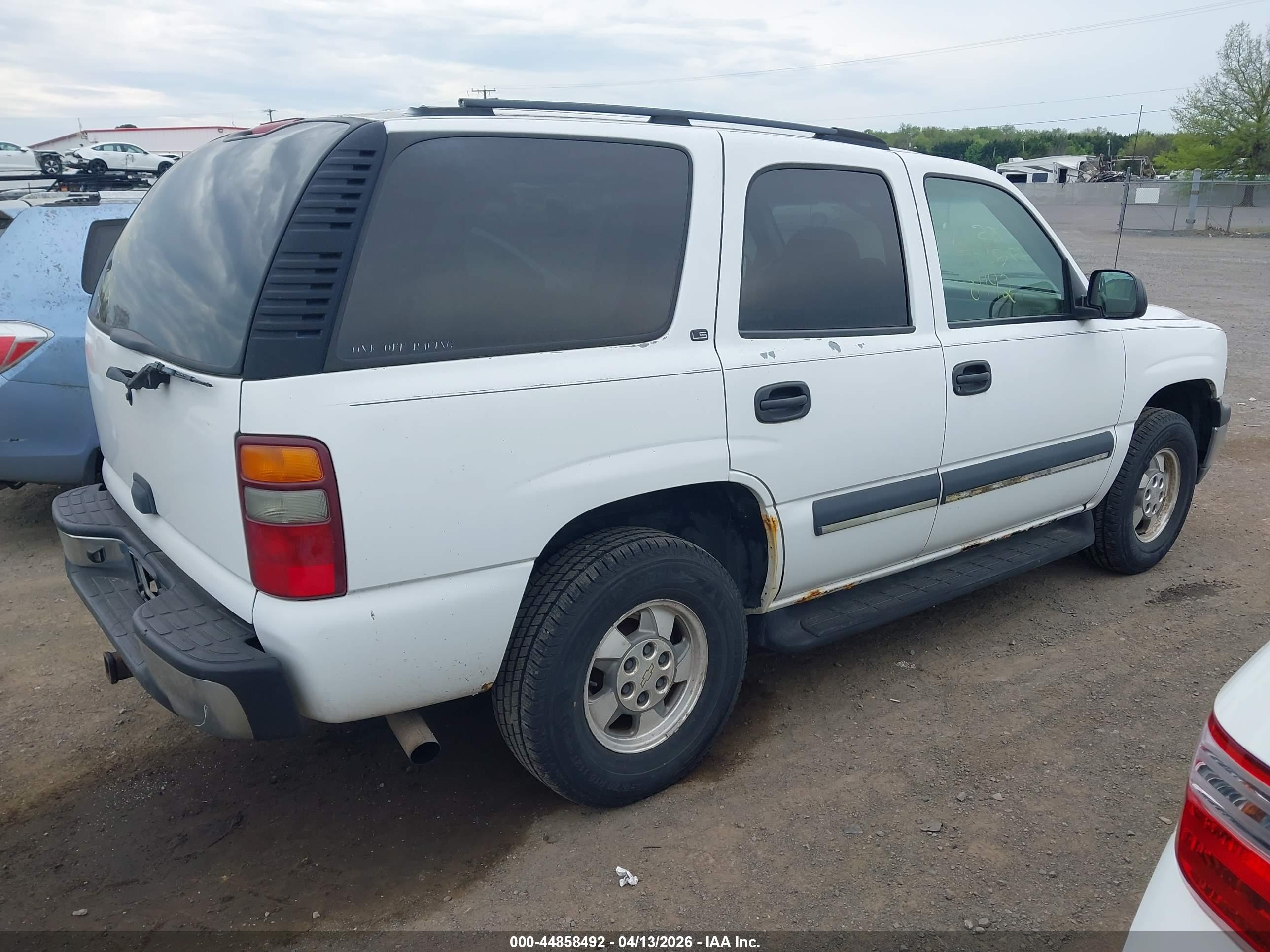CHEVROLET TAHOE image 4