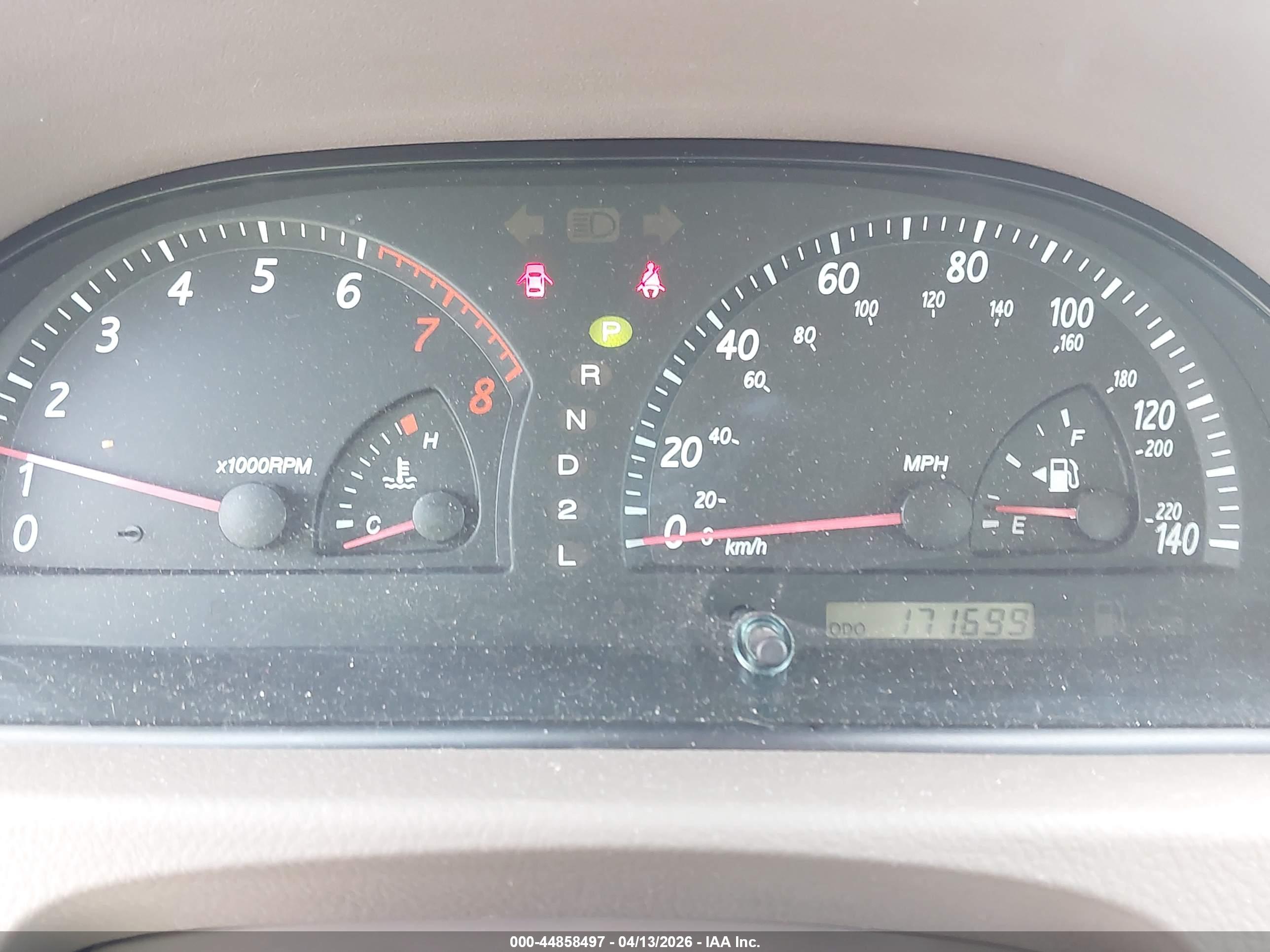 TOYOTA CAMRY image 7