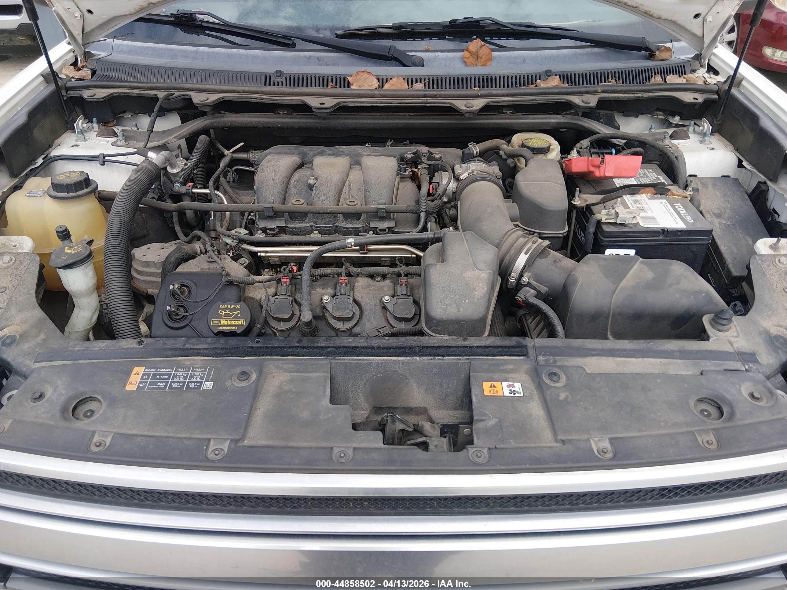 FORD FLEX image 10