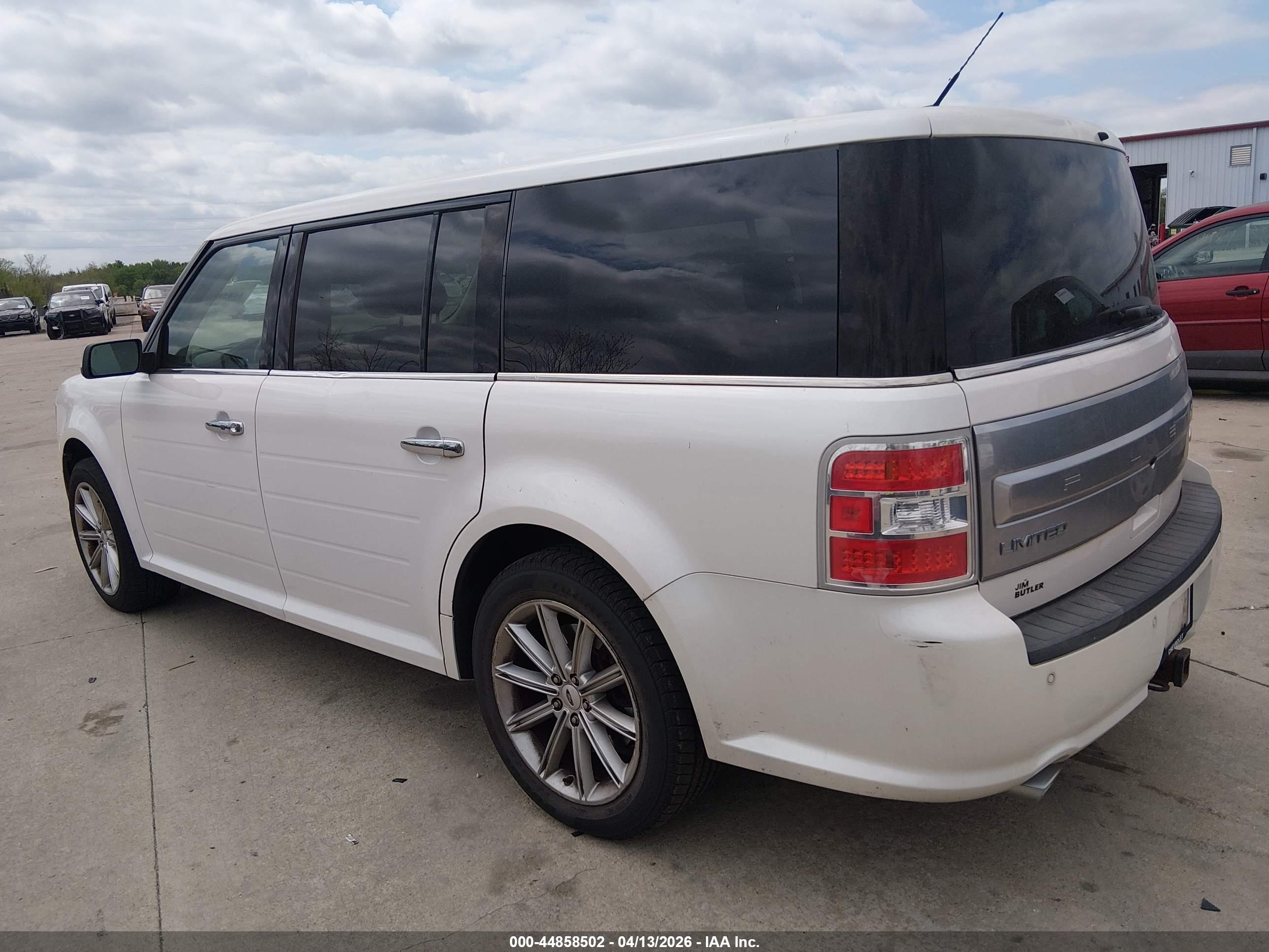 FORD FLEX image 3