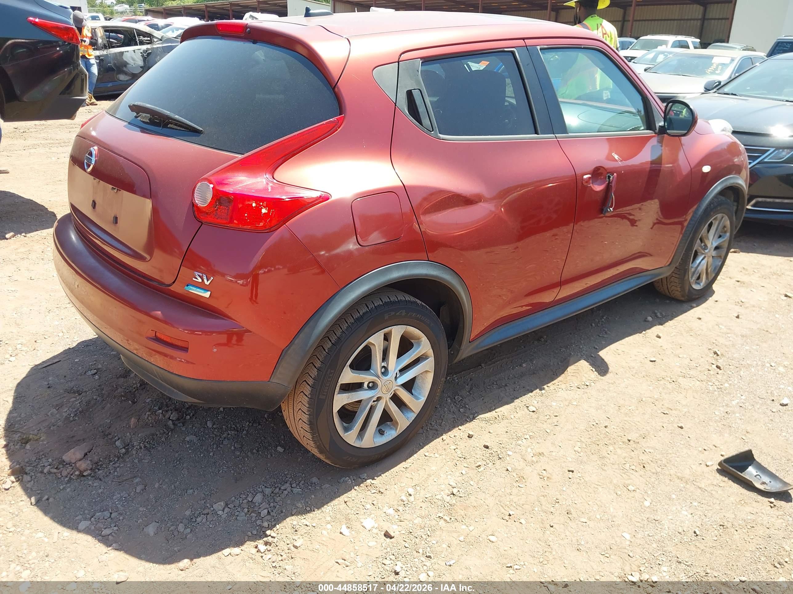 NISSAN JUKE image 4