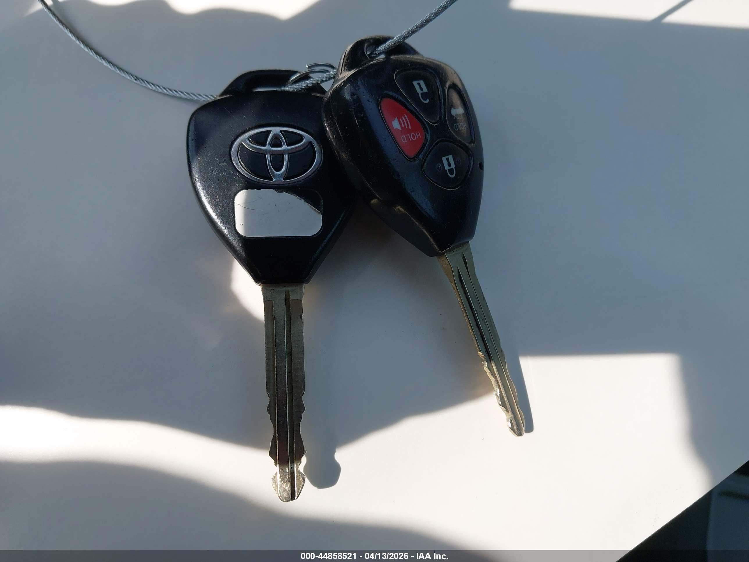 TOYOTA COROLLA image 11
