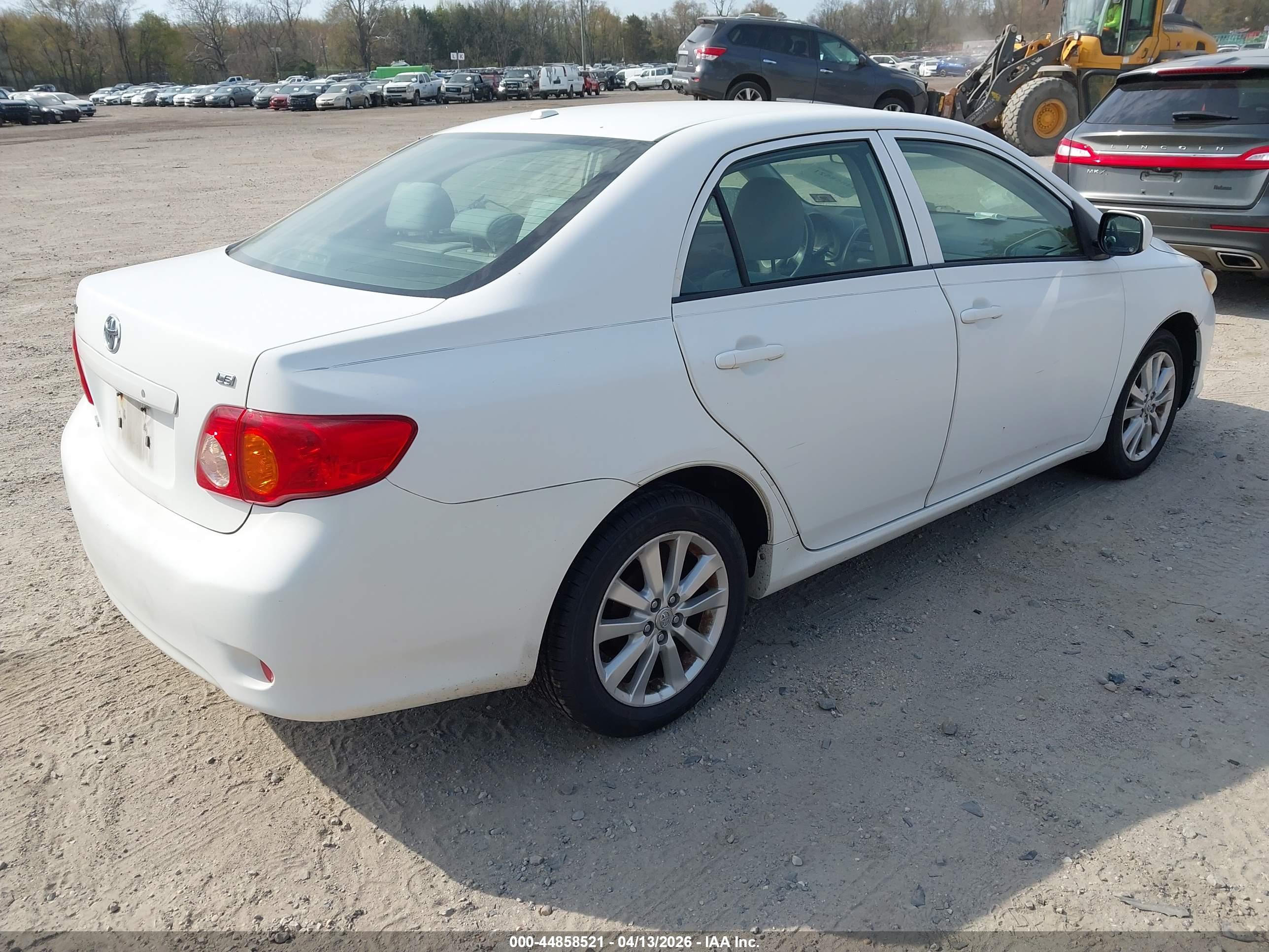 TOYOTA COROLLA image 4