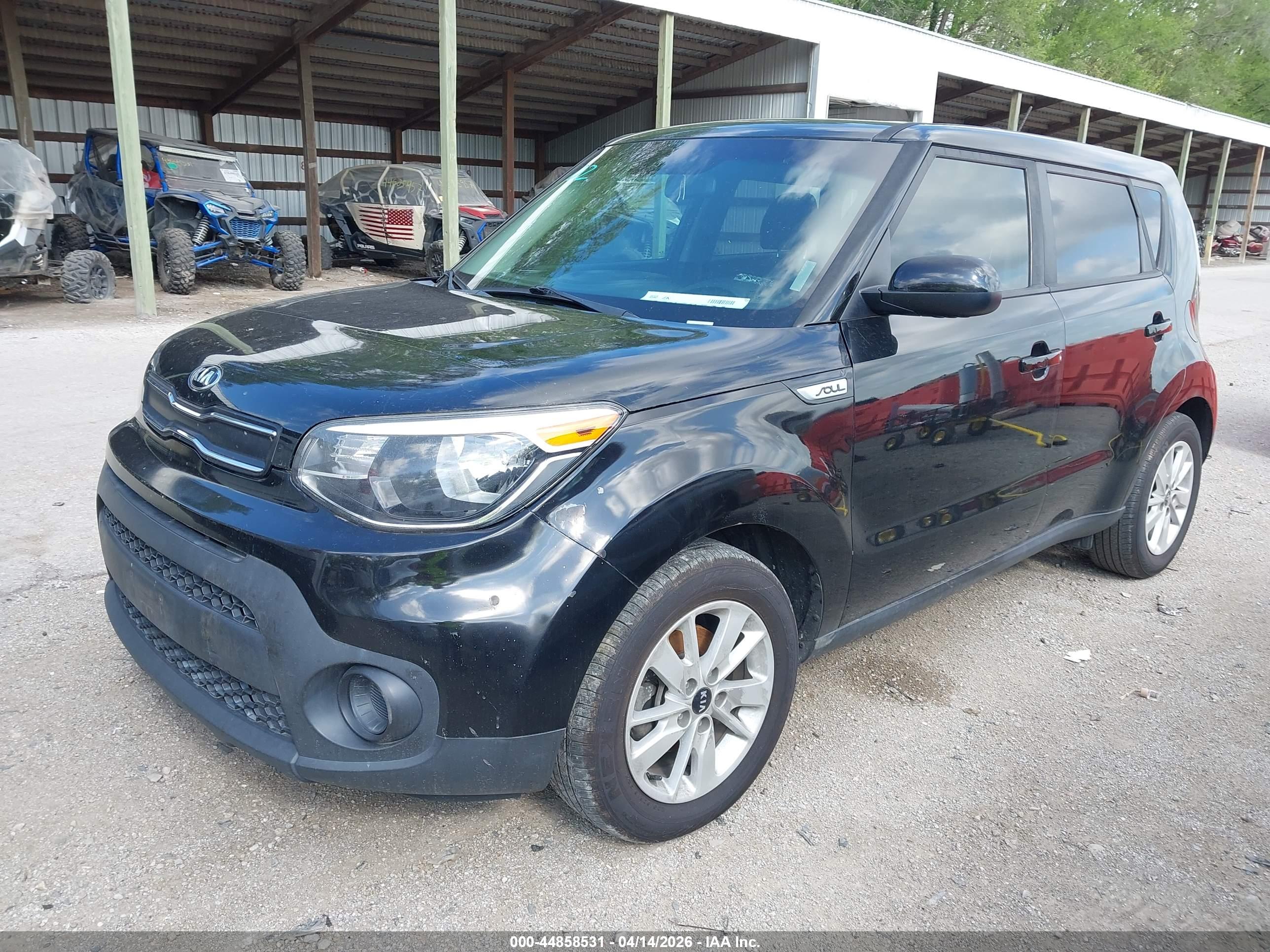 KIA SOUL image 2