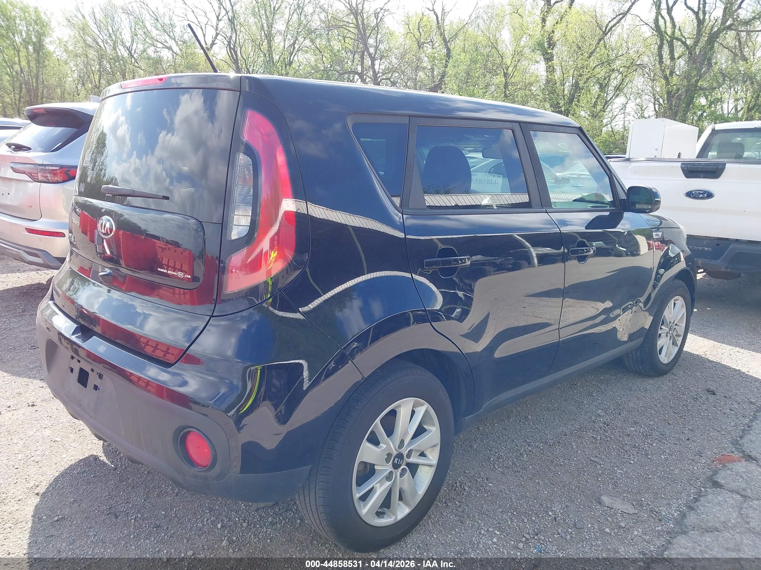 KIA SOUL image 4