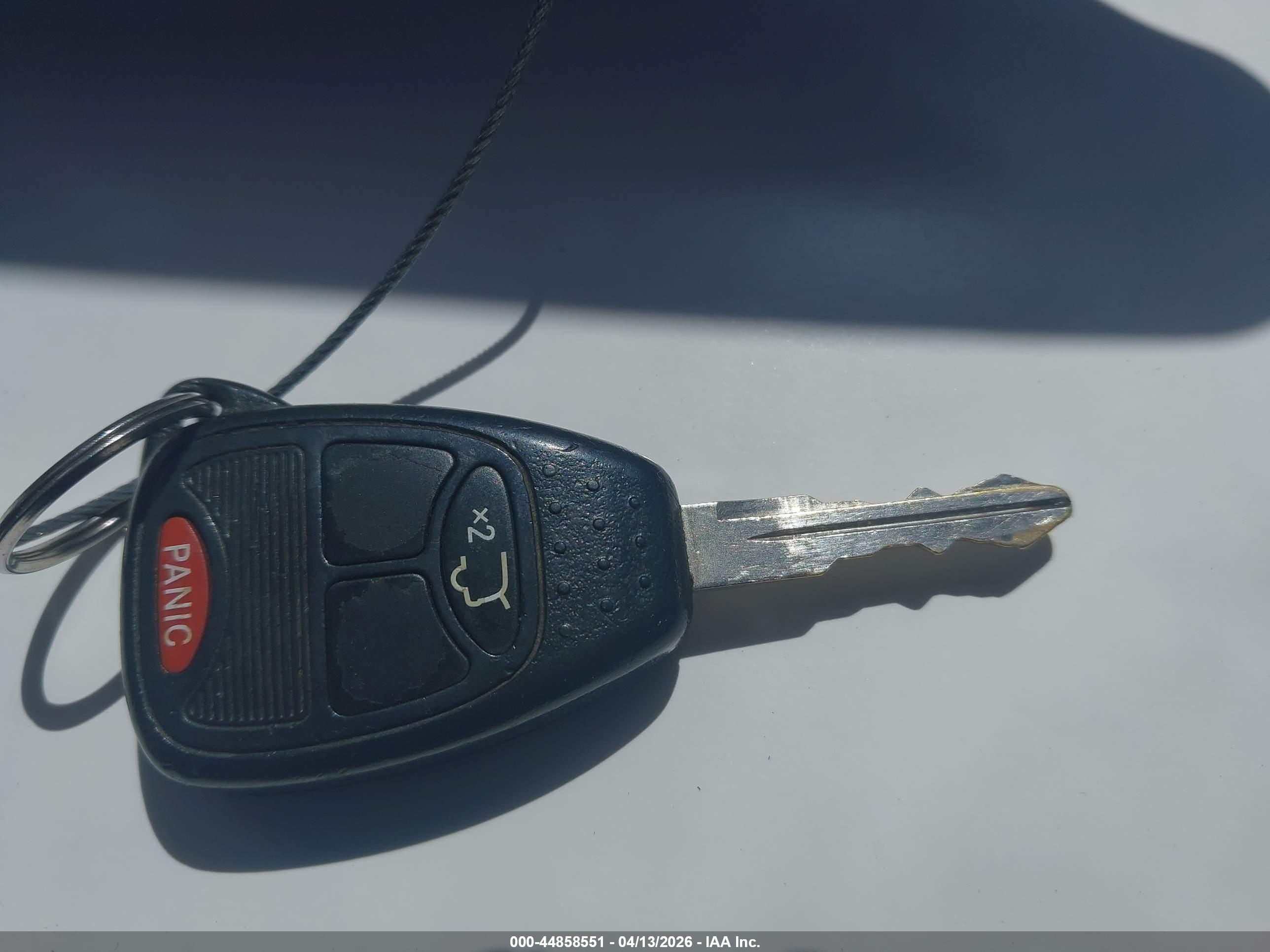JEEP LIBERTY image 11