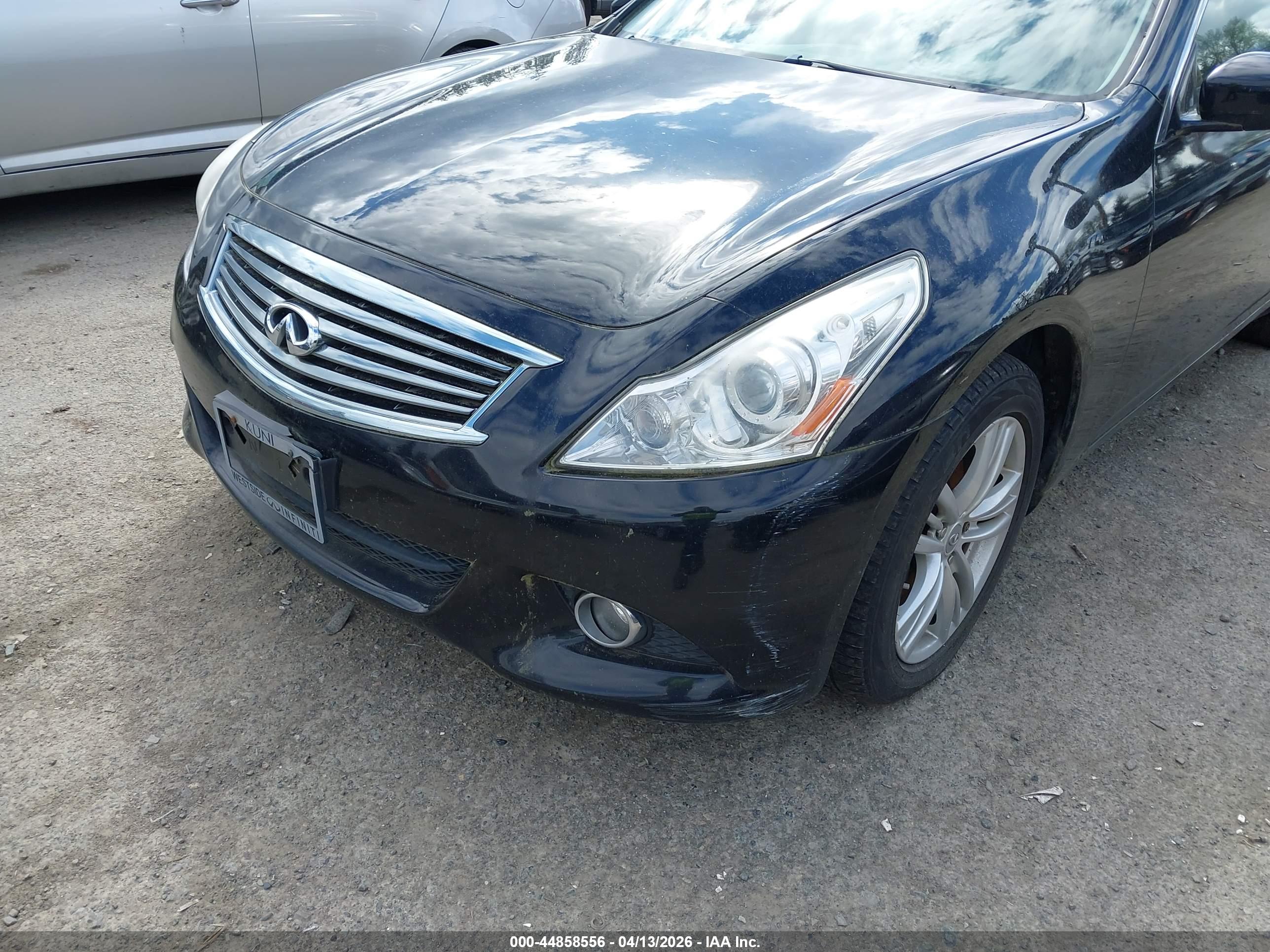 INFINITI G37X image 6