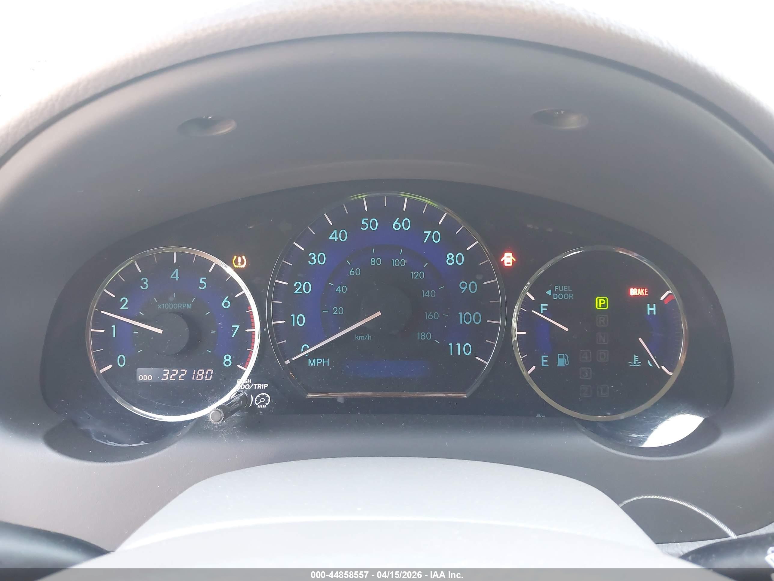 TOYOTA SIENNA image 7