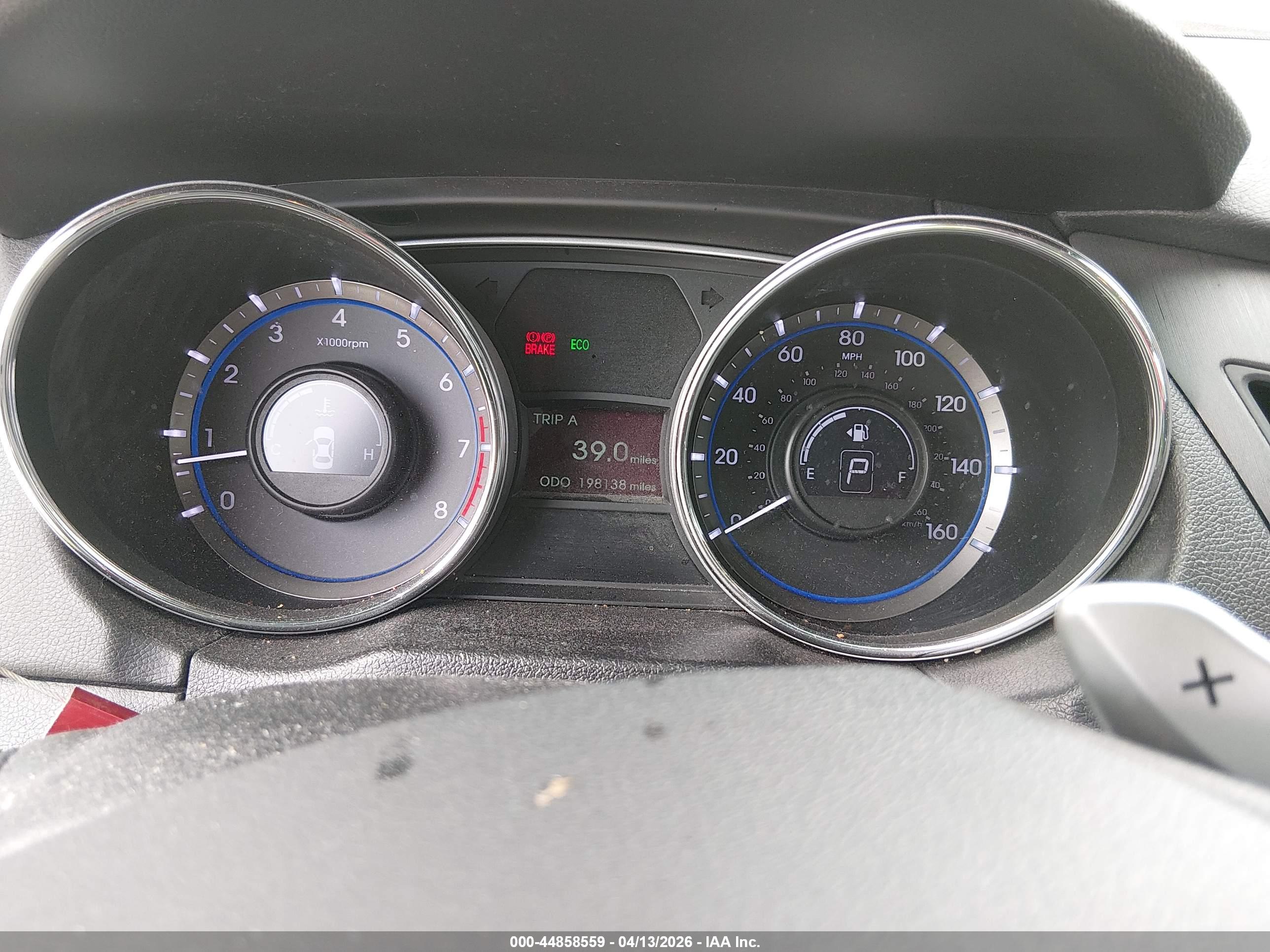 HYUNDAI SONATA image 7