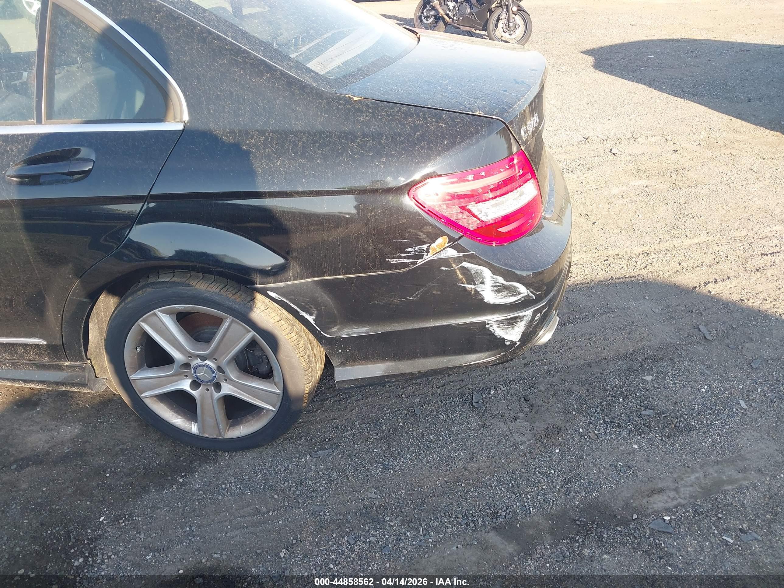 MERCEDES-BENZ C image 6