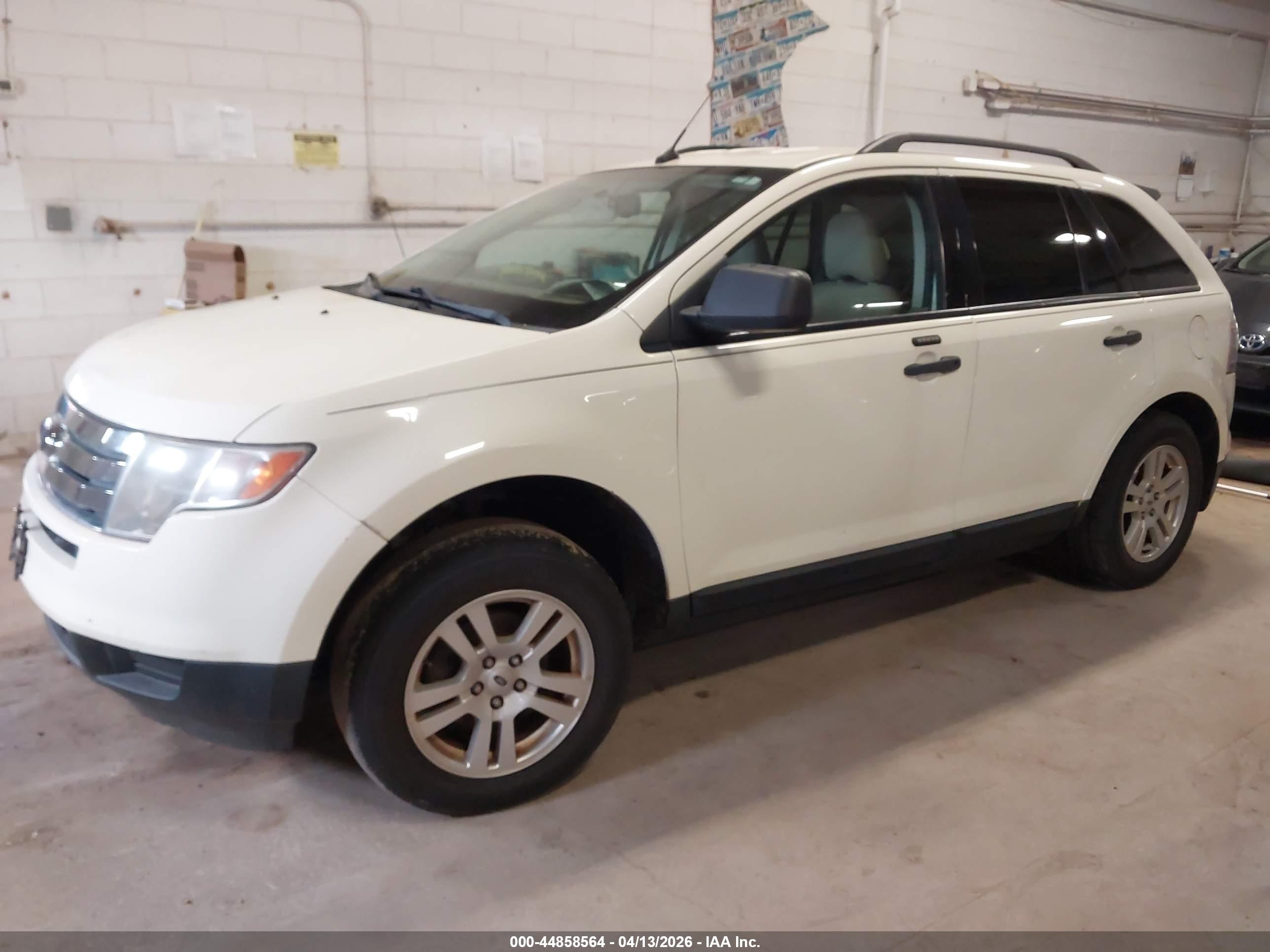 FORD EDGE image 2