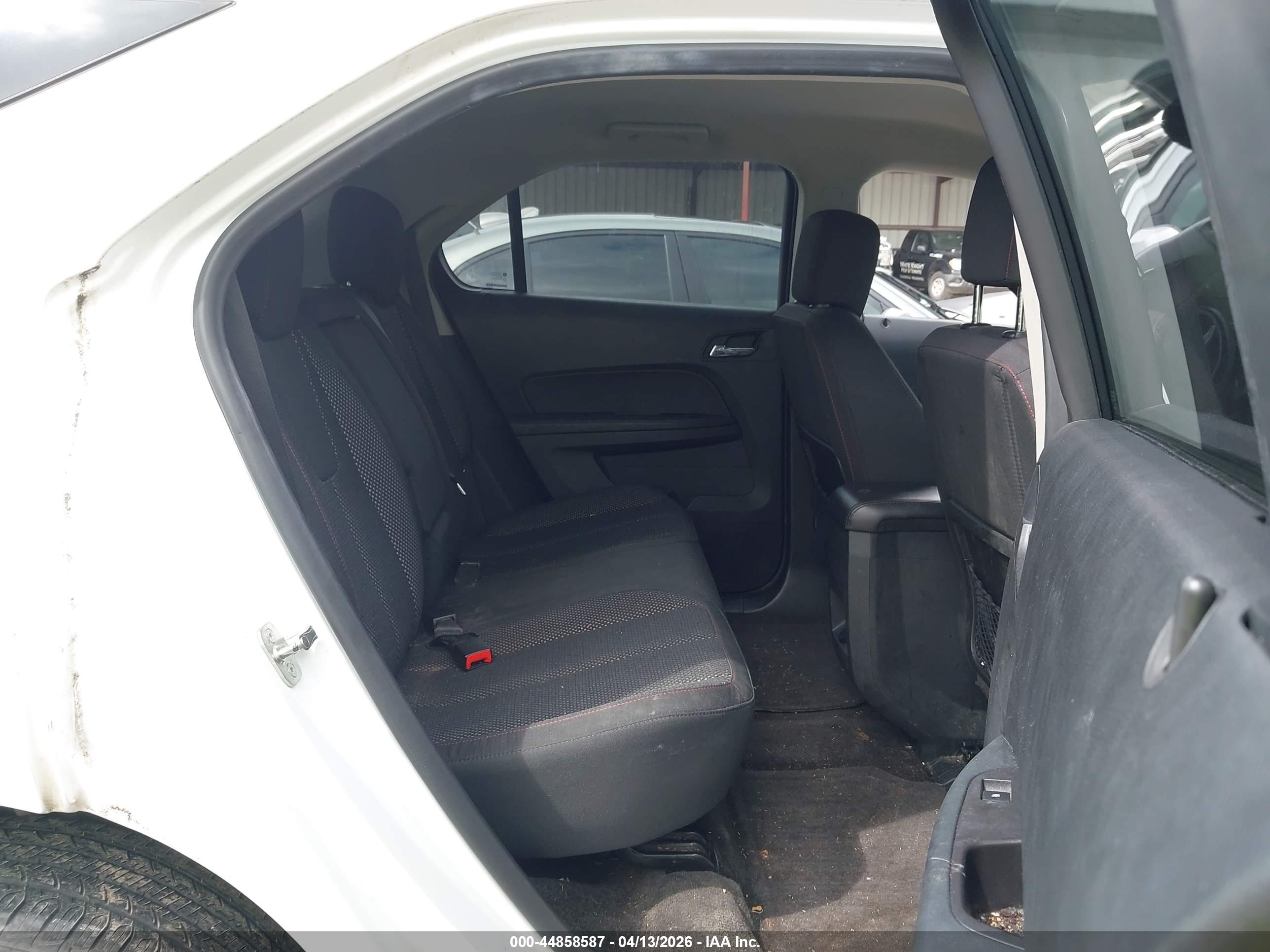 CHEVROLET EQUINOX image 8
