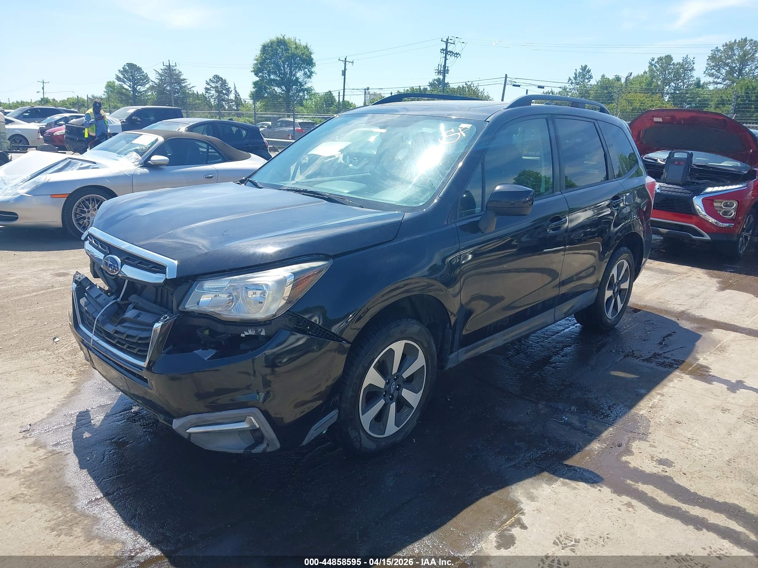 SUBARU FORESTER image 2