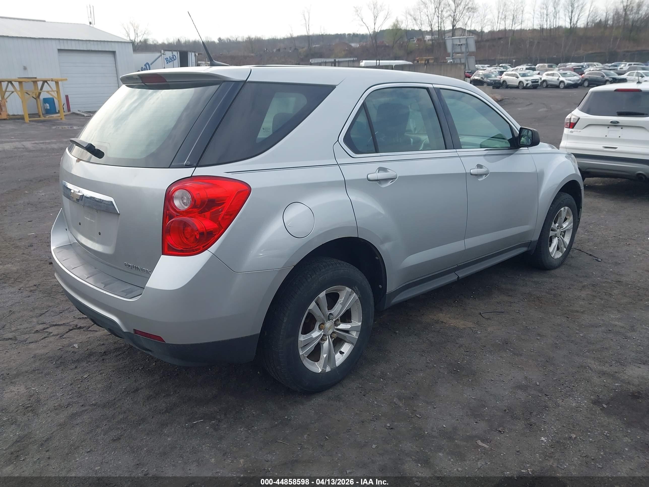 CHEVROLET EQUINOX image 4