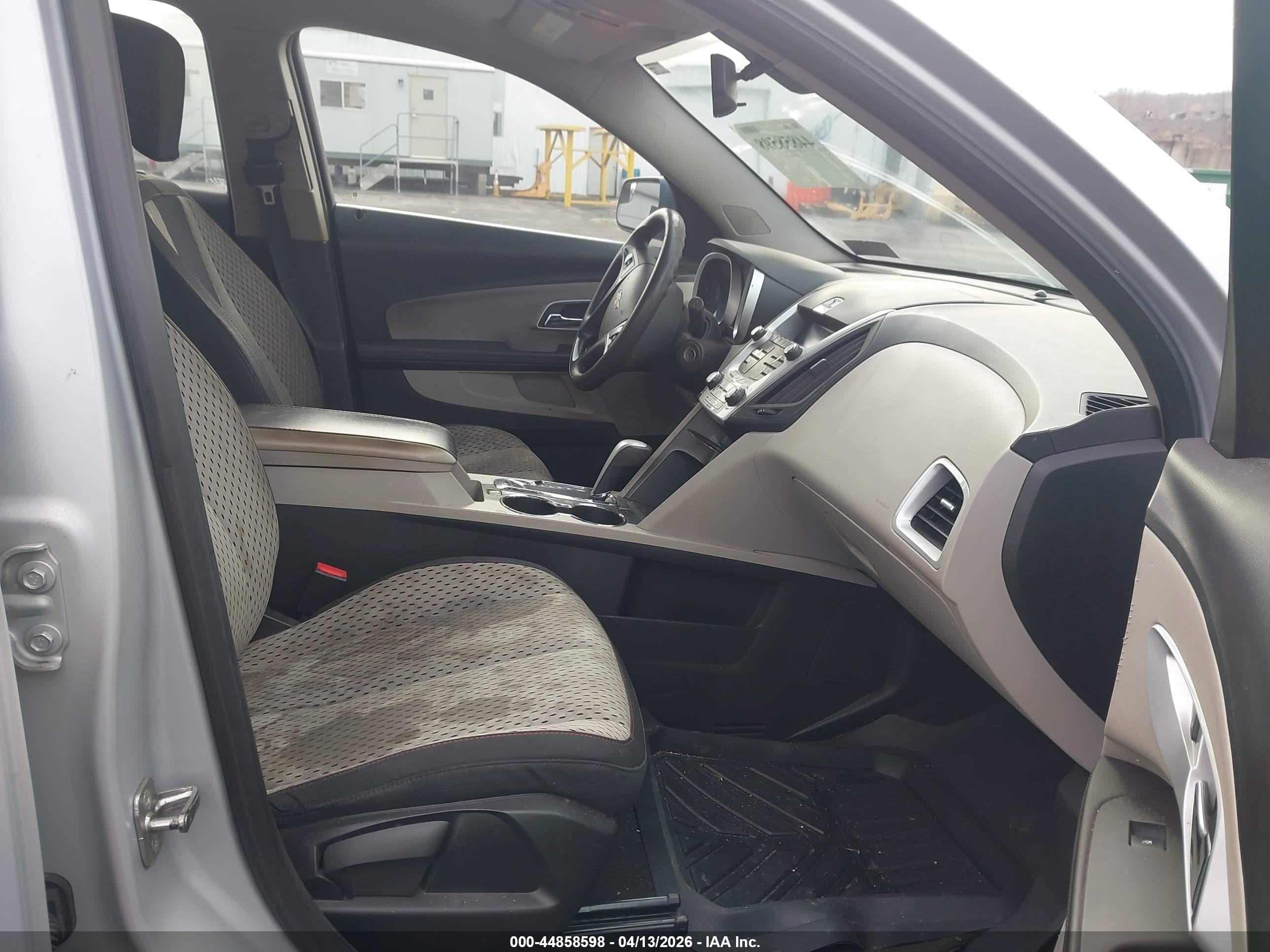 CHEVROLET EQUINOX image 5