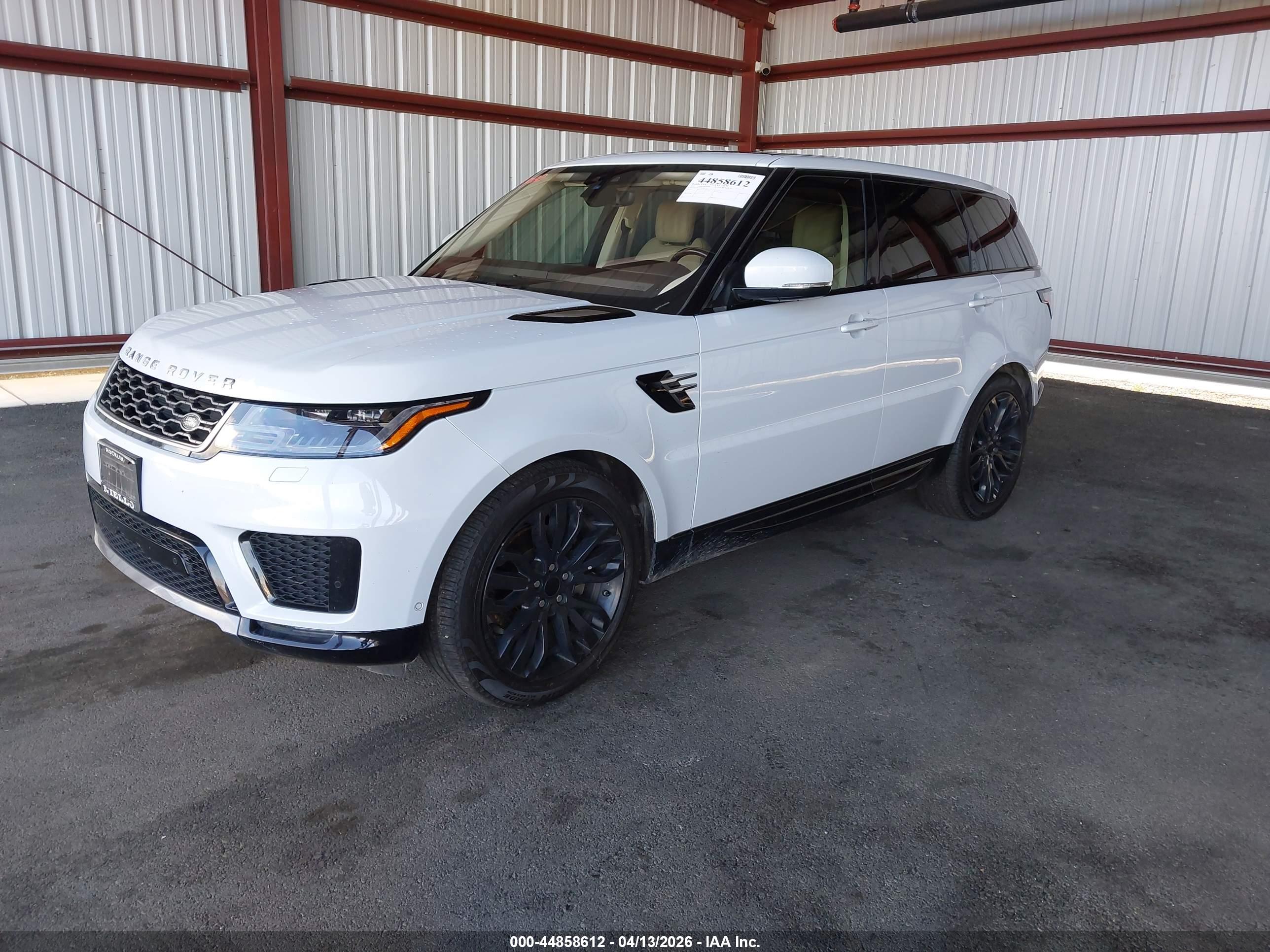 LAND ROVER image 2