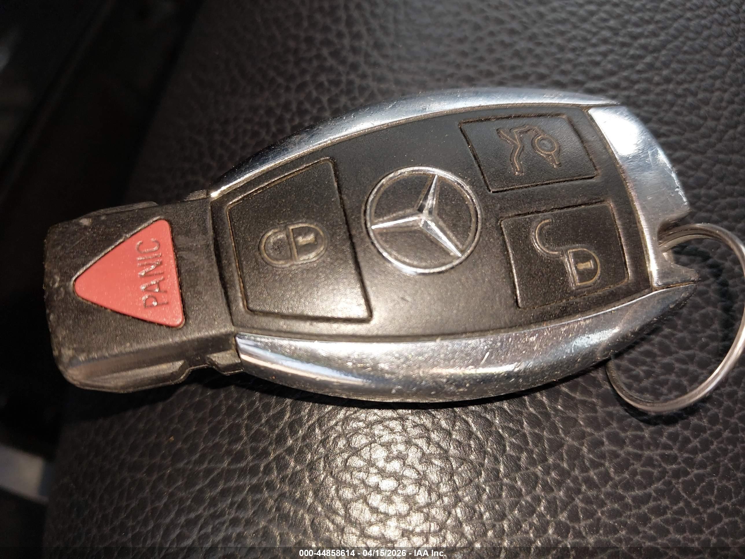 MERCEDES-BENZ E image 11