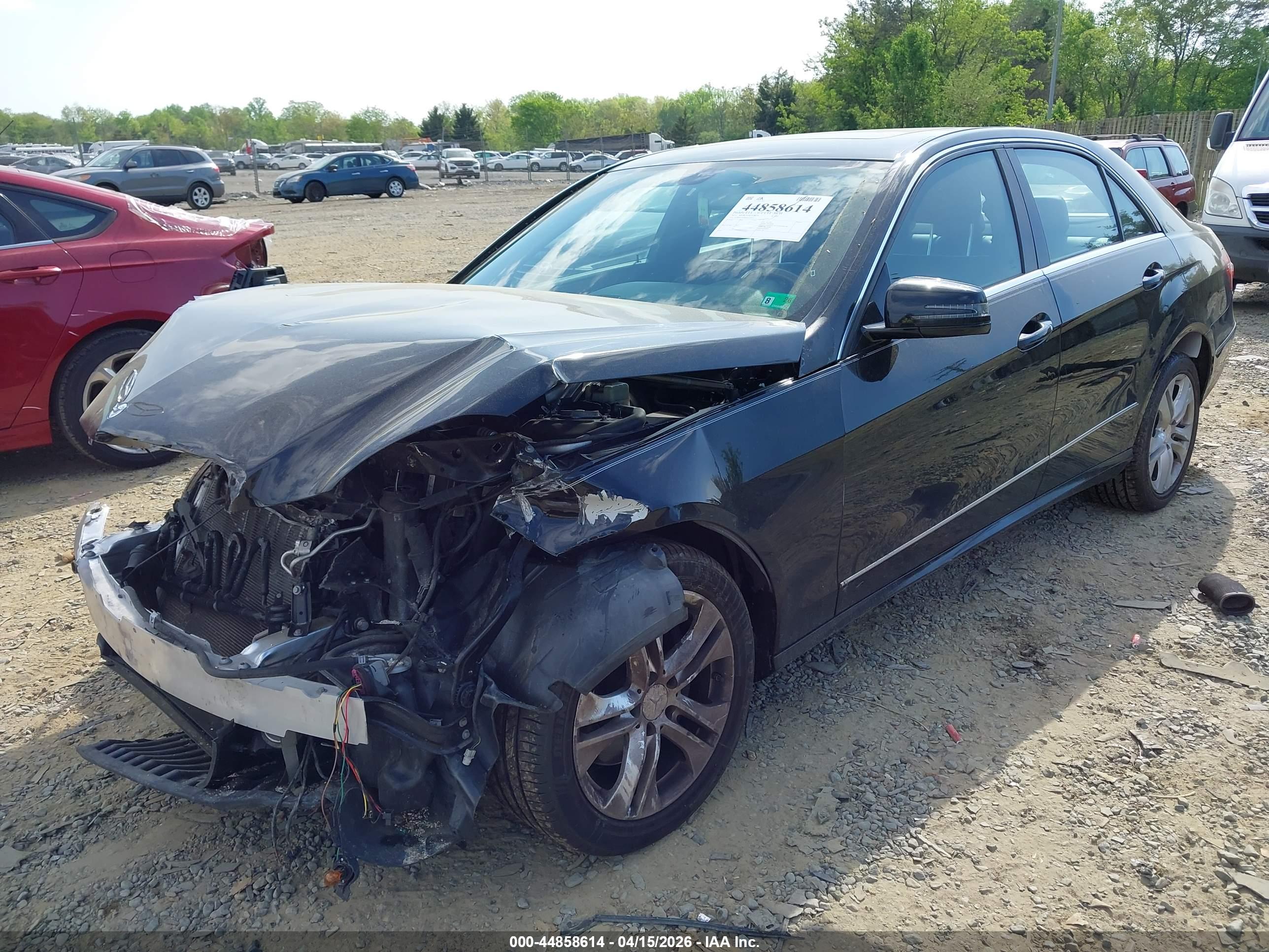MERCEDES-BENZ E image 2