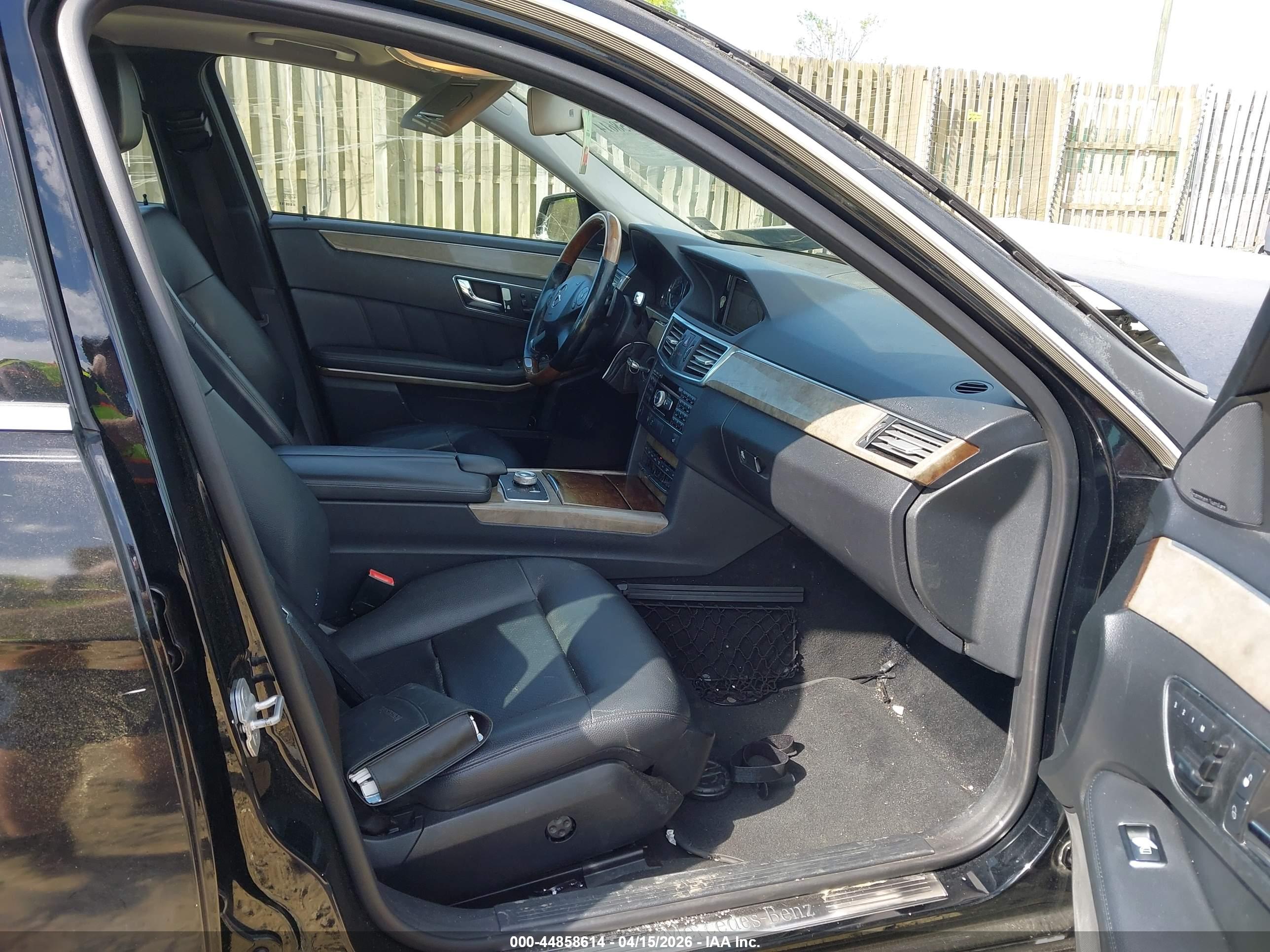 MERCEDES-BENZ E image 5