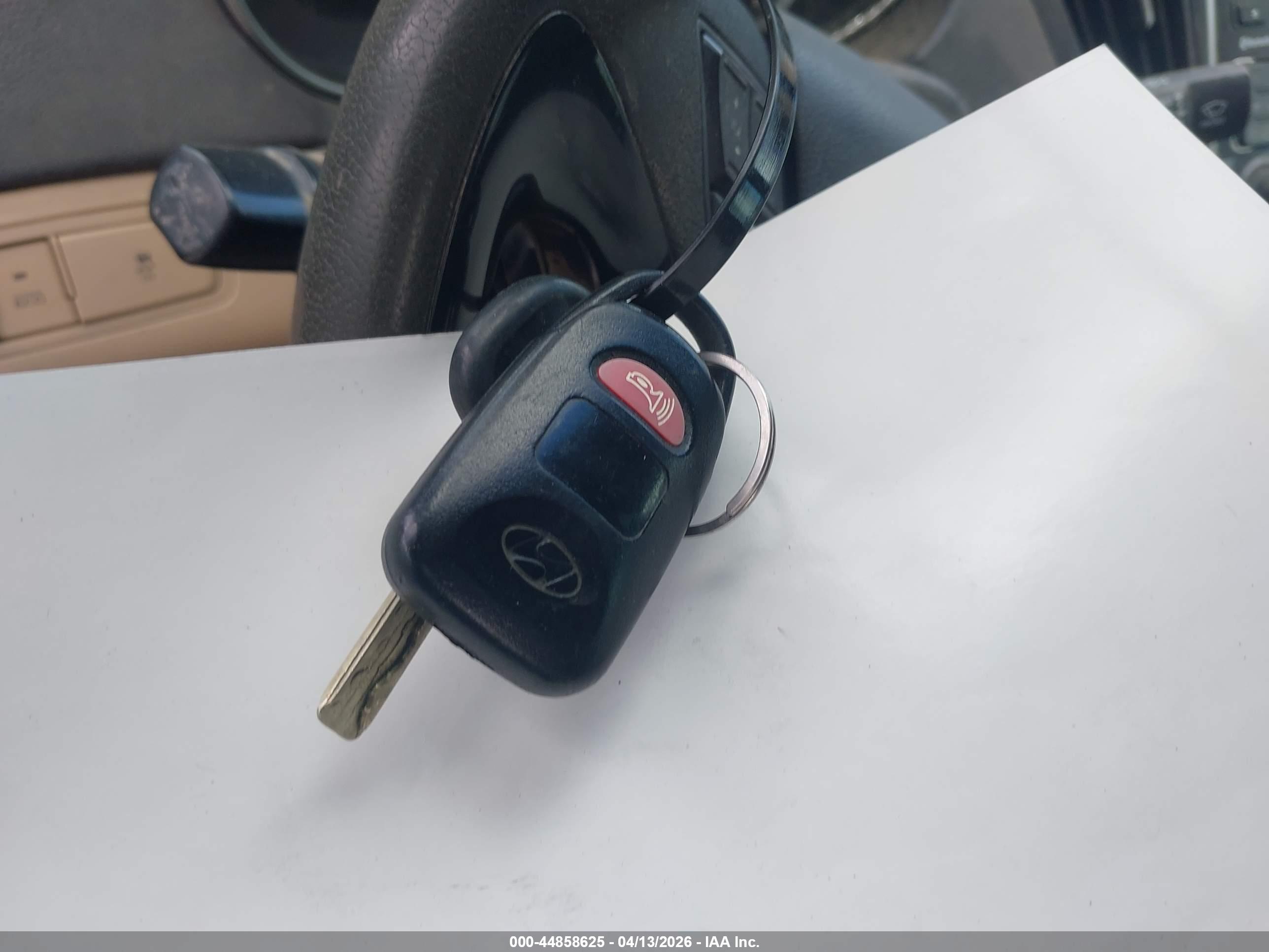 HYUNDAI SONATA image 11